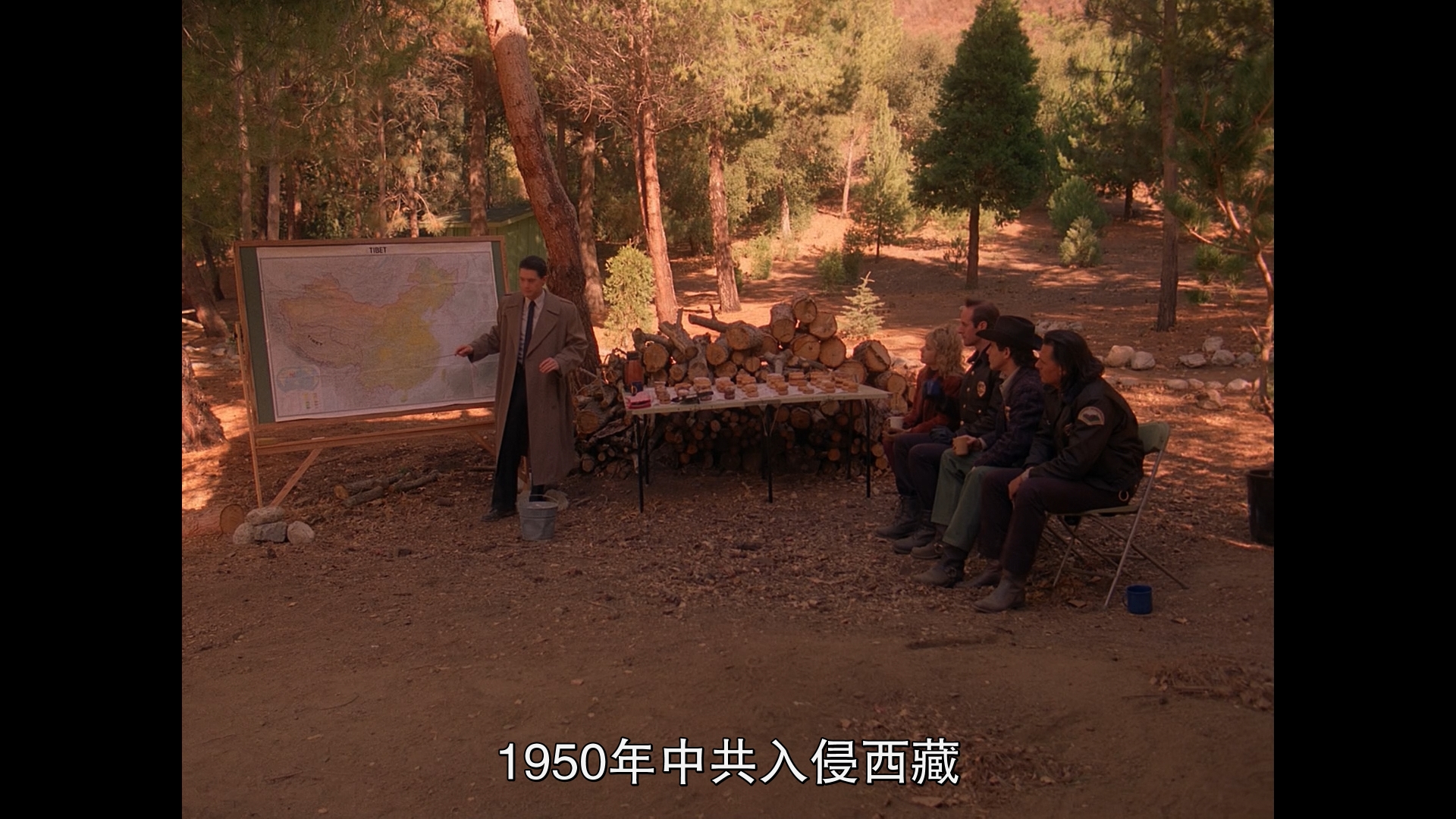 [双峰镇].Twin.Peaks.S01D01.1990.BluRay.1080p.AVC.DTS-HD.MA.7.1-XOXO@HDSky   43.56G-8.jpg