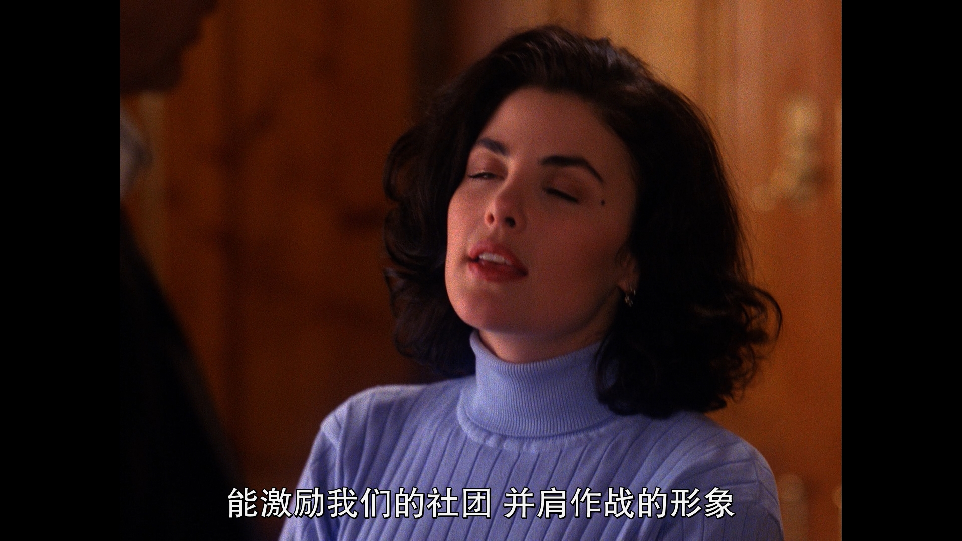 [双峰镇].Twin.Peaks.S02D01.1990.BluRay.1080p.AVC.DTS-HD.MA.7.1-XOXO@HDSky   41.11G-5.jpg