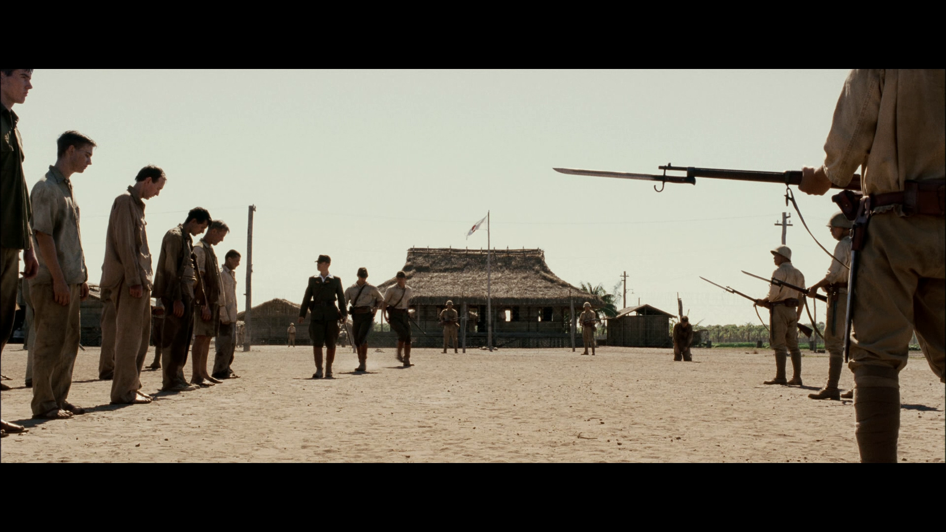 [大偷袭].The.Great.Raid.2005.BluRay.1080p.AVC.DTS-HD.MA.5.1-DIY@HDSky[33.36G]-6.png