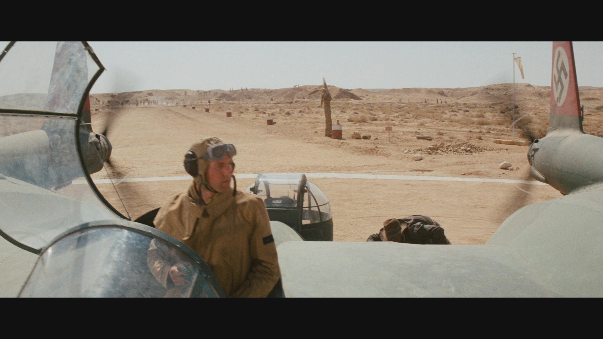 [夺宝奇兵1].Indiana.Jones.Raiders.of.the.Lost.Ark.1981.BluRay.1080p.AVC.DTS-HD.MA.5.1-F13@HDSpace     36.16G-11.jpg