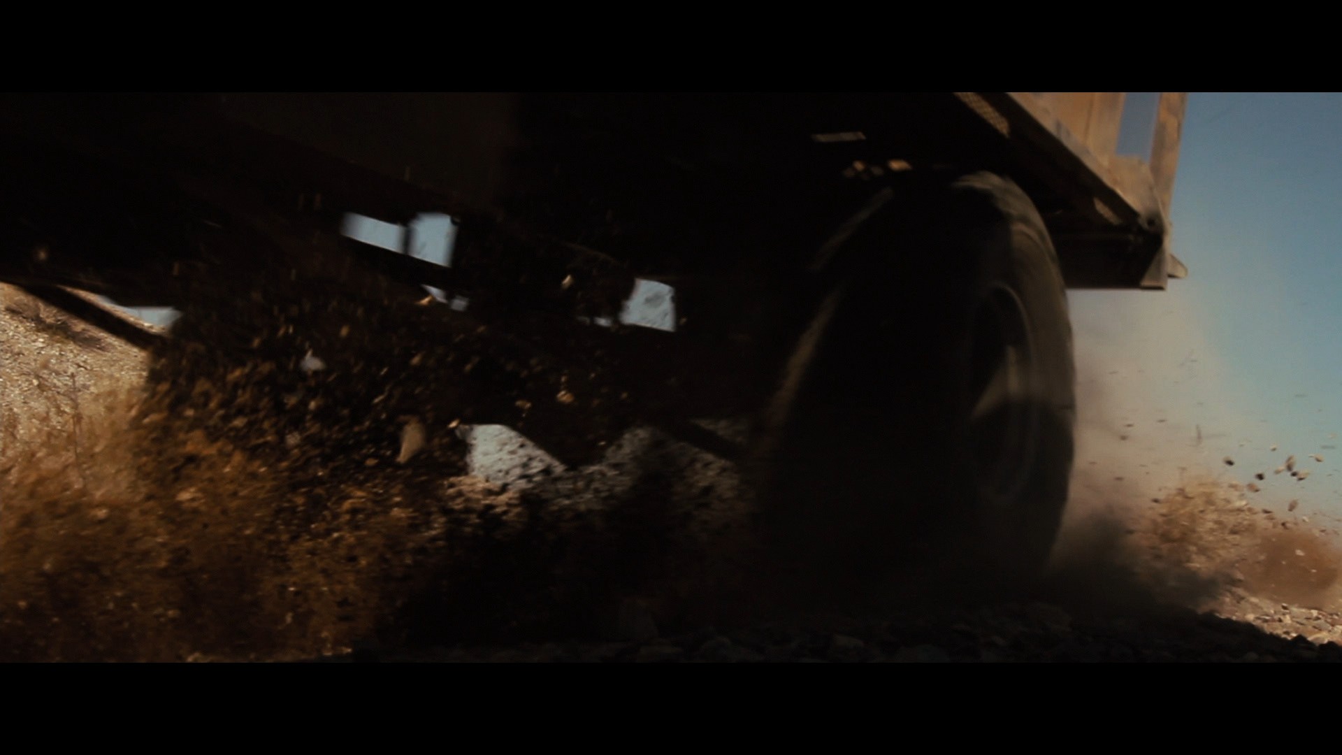 [速度与激情5].Fast.Five.2011.BluRay.1080p.AVC.DTS-HD.MA.5.1-lingfriendly@OurBits   48.1G-2.jpg