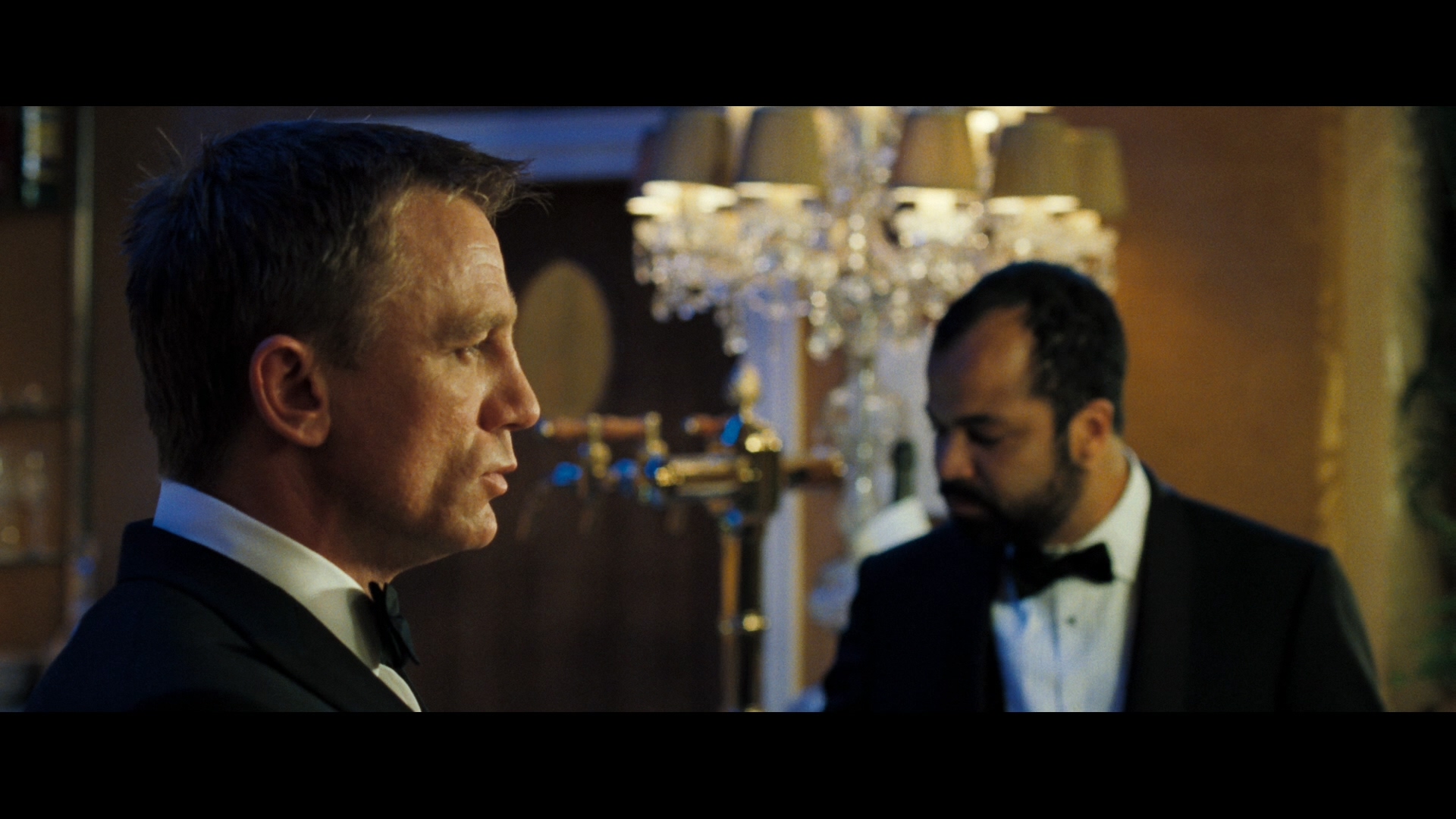 [007系列21皇家赌场].Casino.Royale.2006.UnCut.HK.BluRay.1080p.AVC.TrueHD.5.1-HDbitss@CHDBits   38.94G-7.jpg