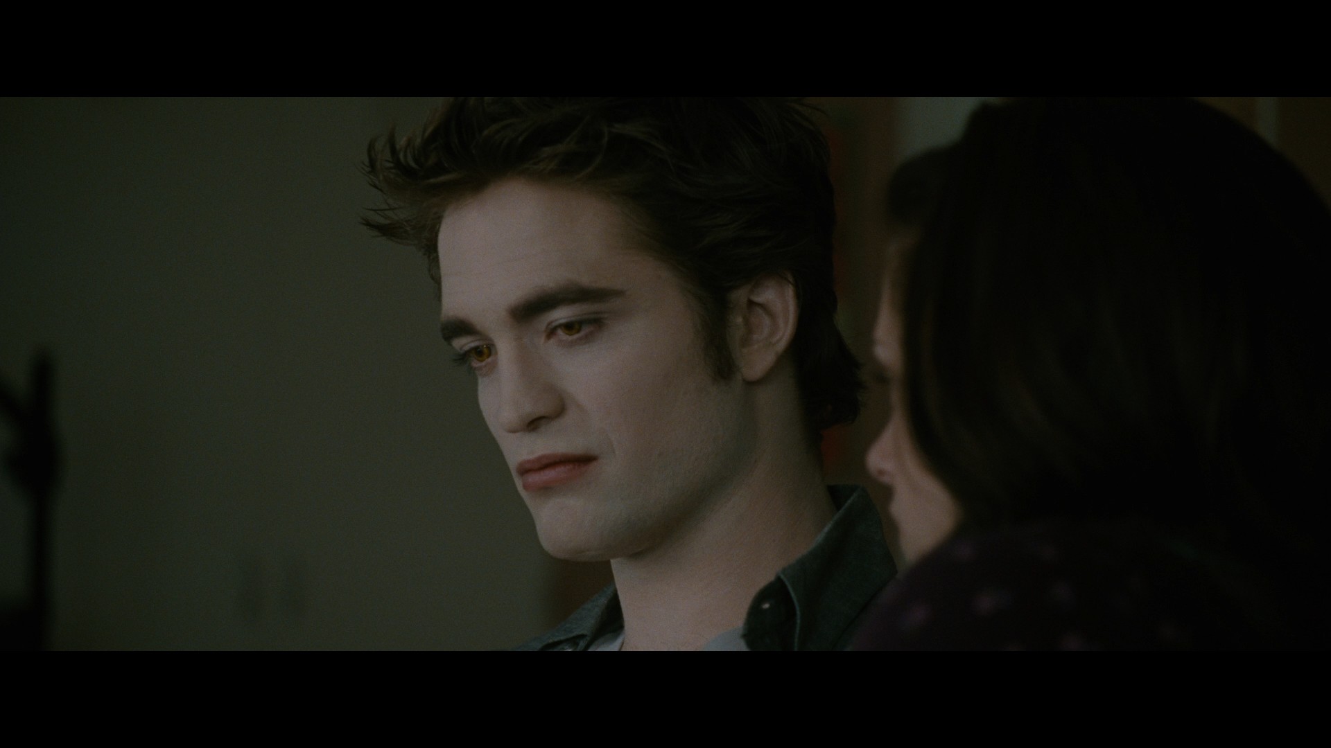 [暮光之城2].The.Twilight.Saga.New.Moon.2009.BluRay.1080p.AVC.DTS-HD.MA.5.1-Softfeng@CHDBits   42.13G-3.jpg