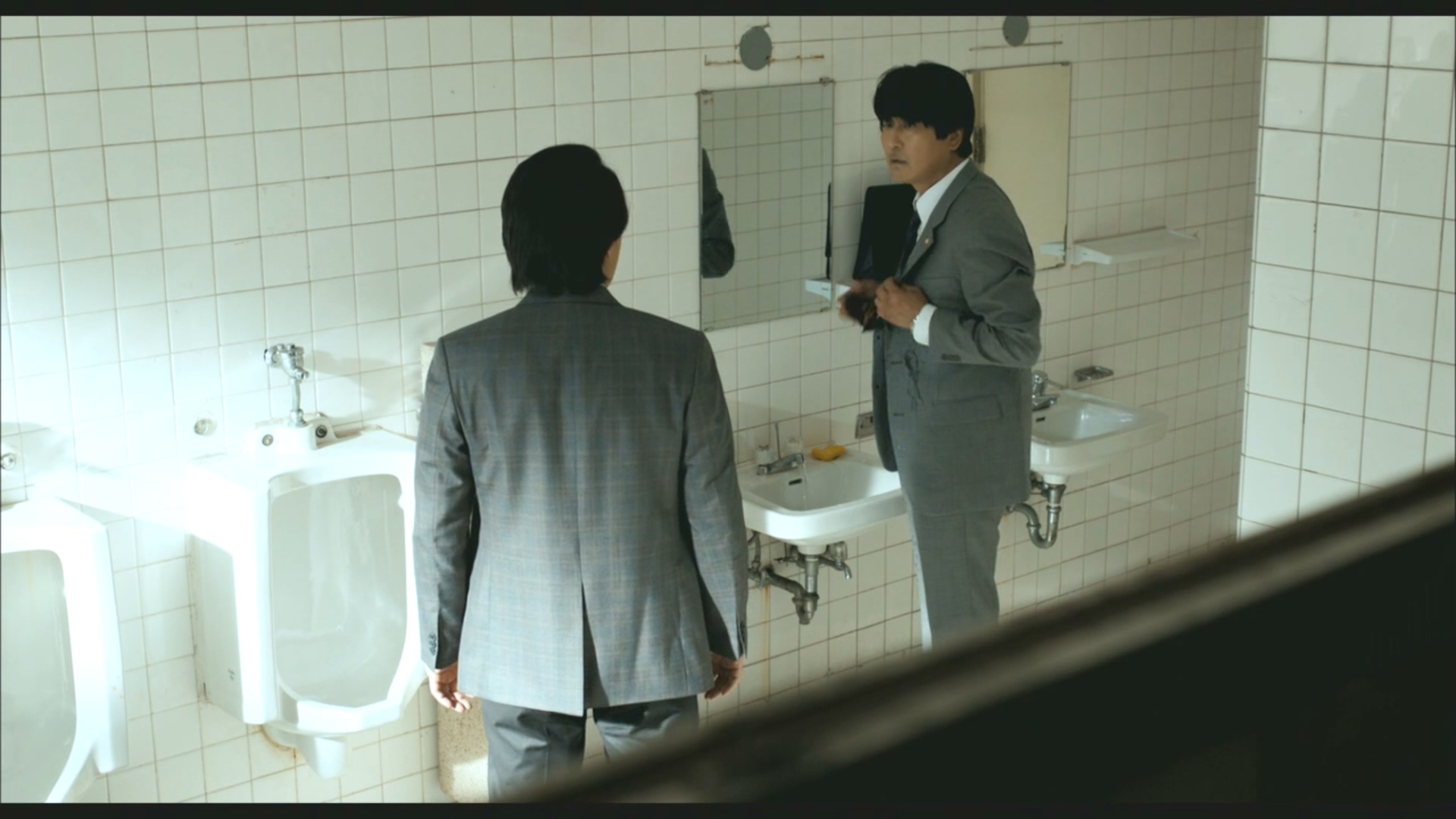 [辩护人].The.Attorney.2013.BluRay.1080p.AVC.DTS-HD.MA.5.1-loongkee@CHDBits    35.14G-10.jpg