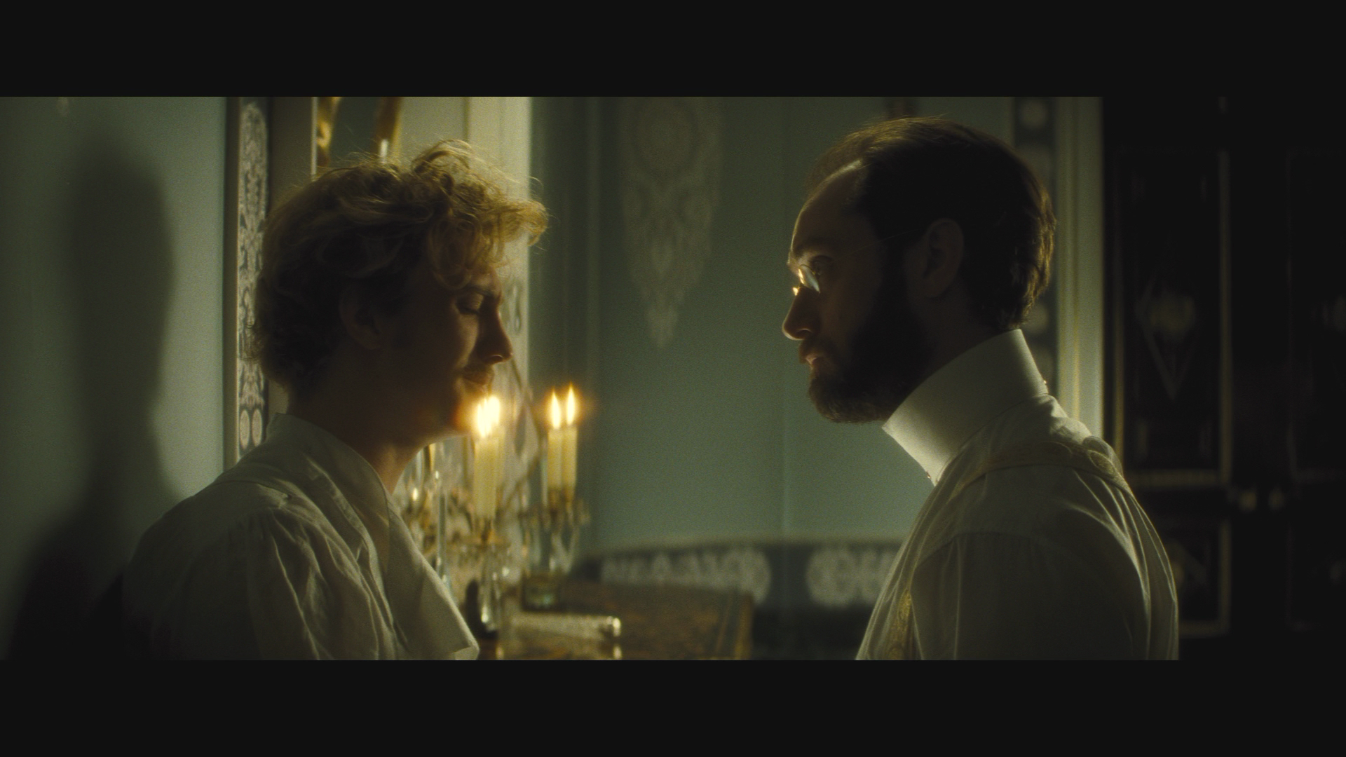 [安娜·卡列尼娜].Anna.Karenina.2012.BluRay.1080p.AVC.DTS-HD.MA.5.1-TTG   41.92G-8.png