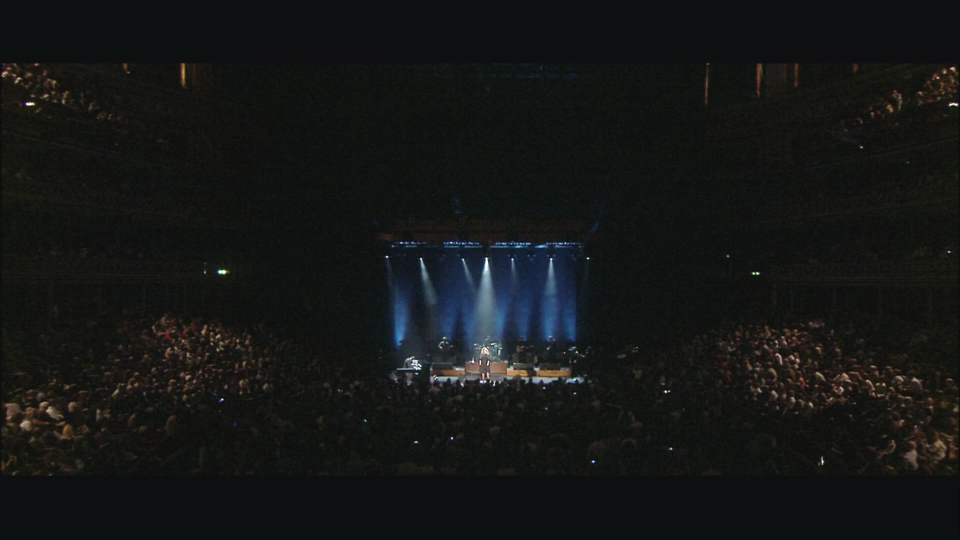 [阿黛尔音乐会].Adele.Live.At.The.Royal.Albert.Hall.2011.BluRay.1080i.H264.DTS-HD.MA.5.1-TTG   26.4G-3.png