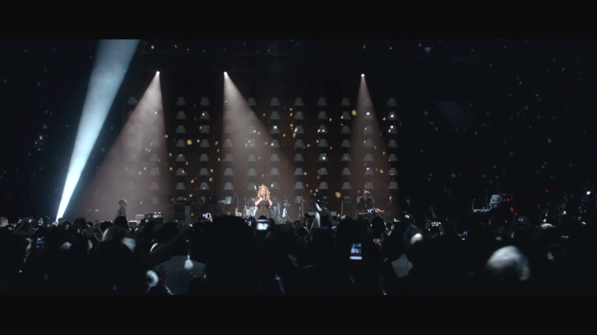 [阿黛尔音乐会].Adele.Live.At.The.Royal.Albert.Hall.2011.BluRay.1080i.H264.DTS-HD.MA.5.1-TTG   26.4G-8.png