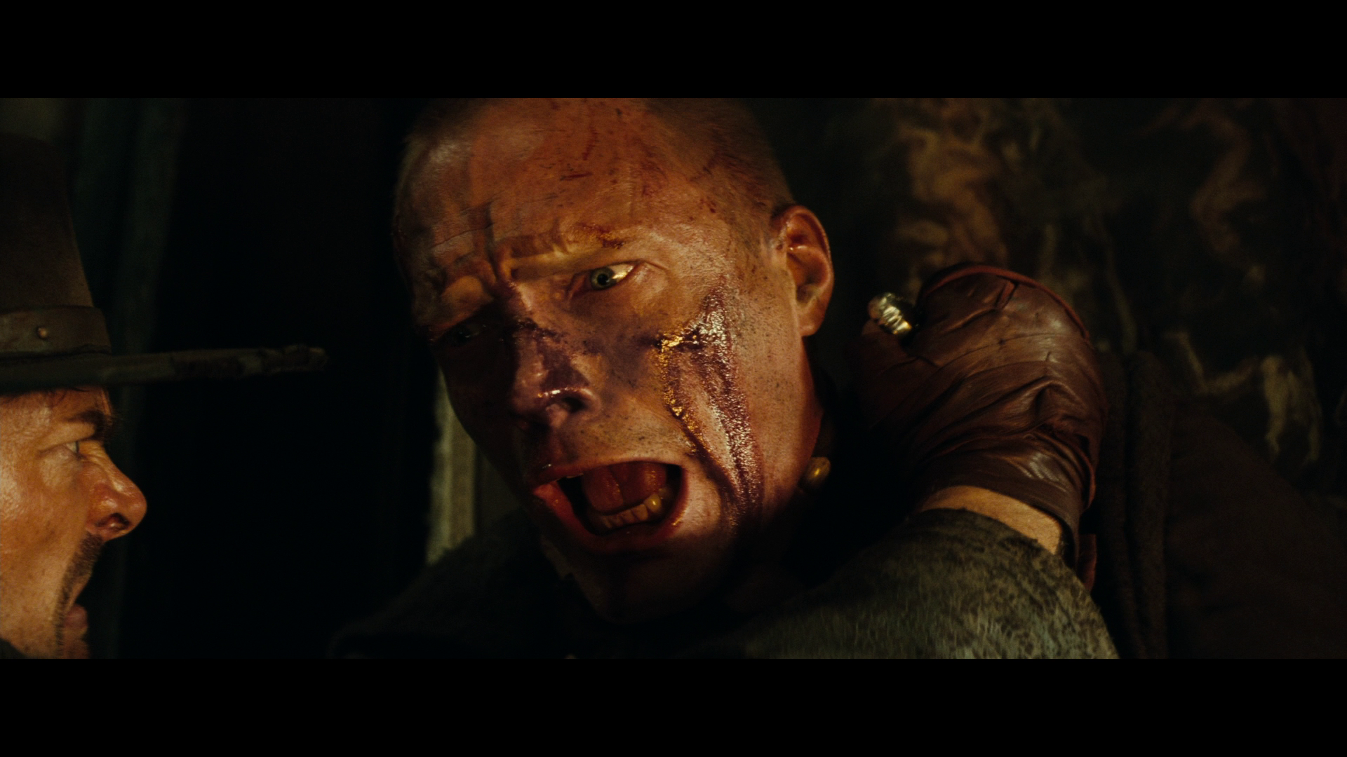 [驱魔者].Priest.2011.GBR.BluRay.1080p.AVC.DTS-HD.MA.5.1-HDHome    27.6G-16.png