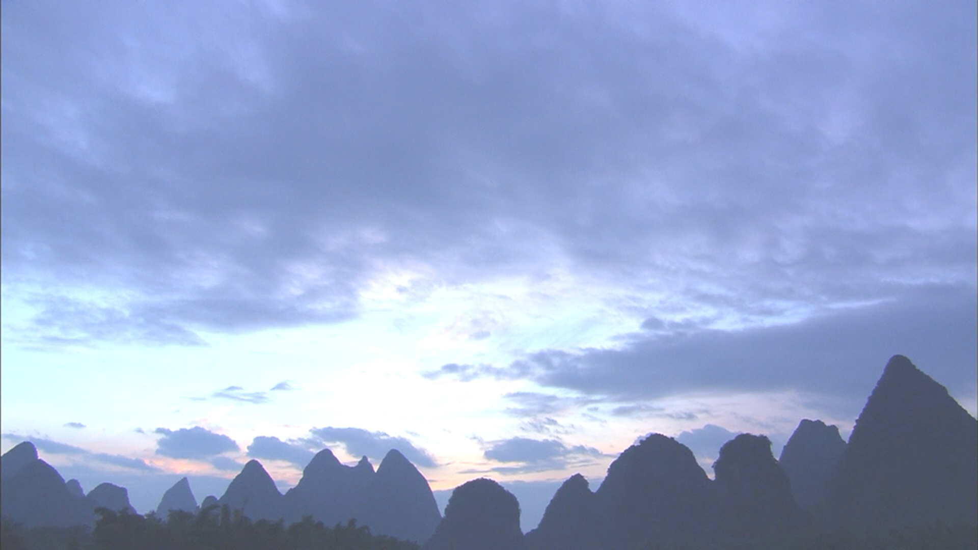 [实境之旅·桂林].Virtual.Trip.GuiLin.2007.BluRay.1080i.AVC.DD.5.1-Anonymous    20.32G-2.png