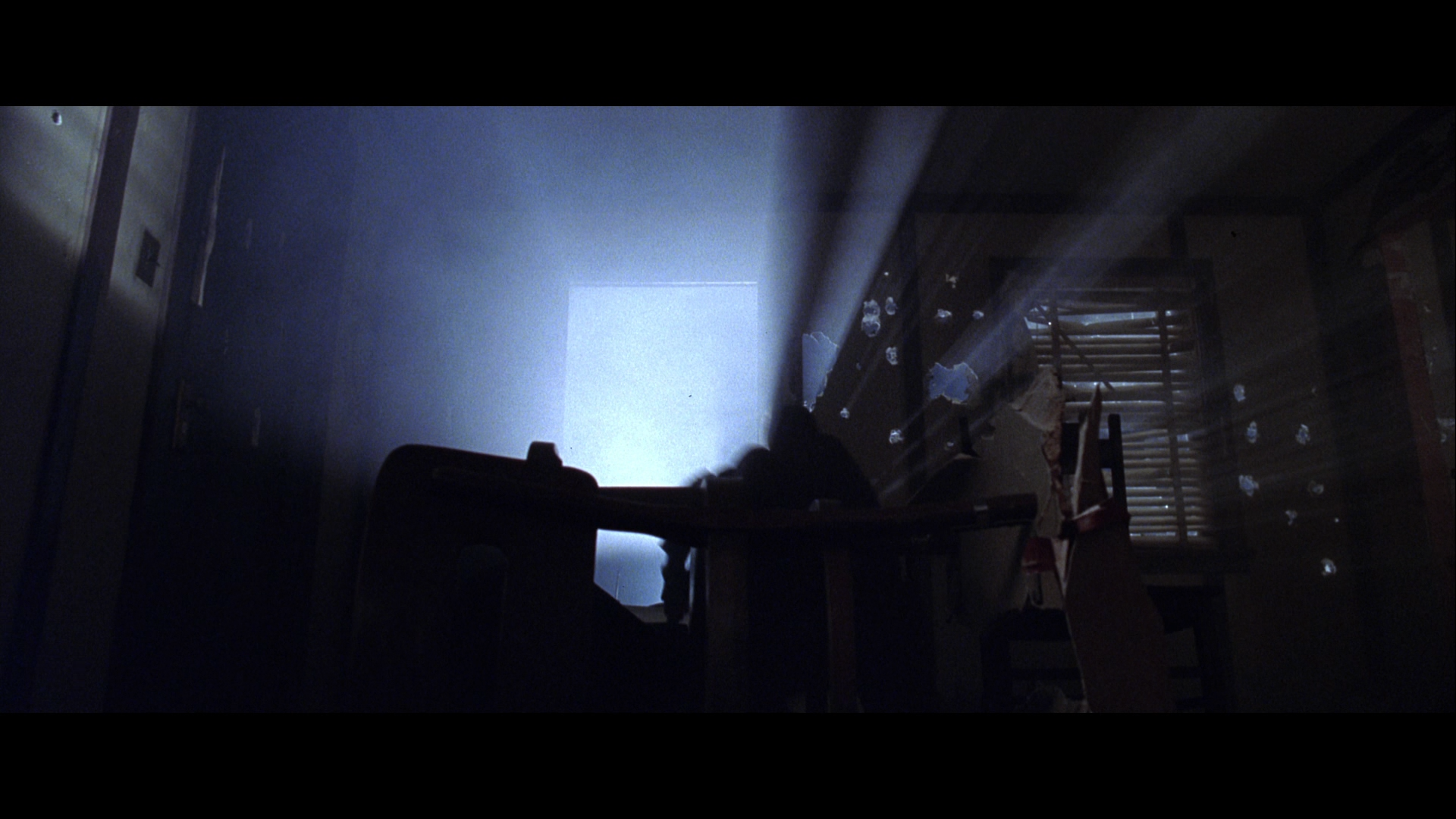 [洛城机密].L.A.Confidential.1997.BluRay.1080p.VC-1.TrueHD.5.1-FGT      38.31G-7.png
