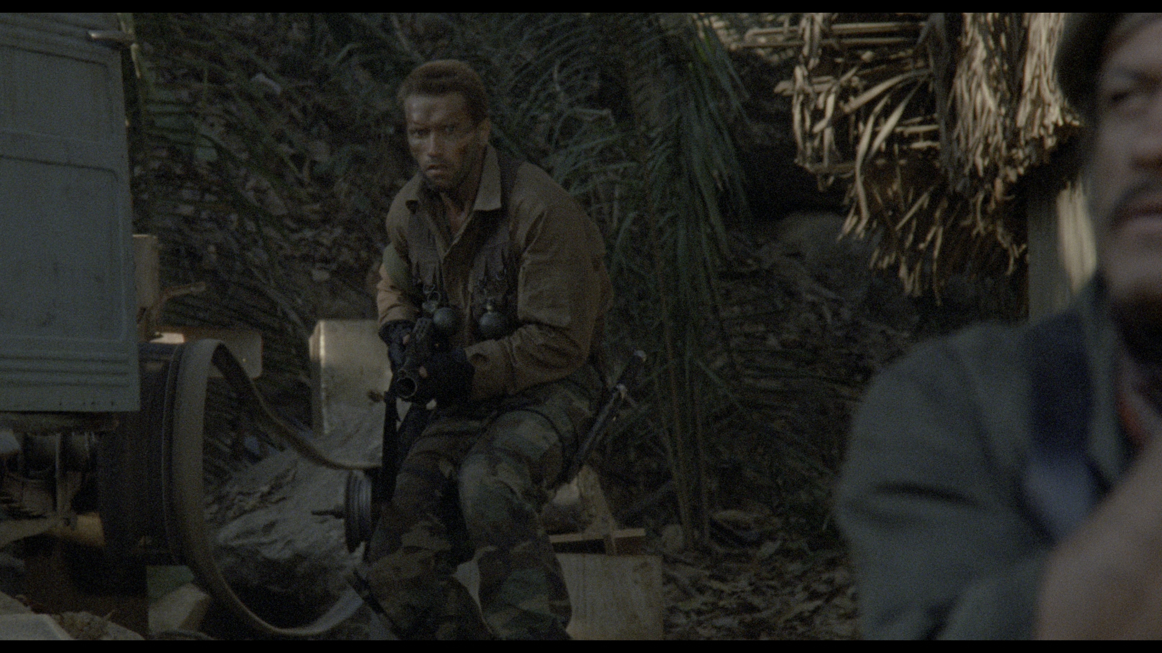 [铁血战士].Predator.1987.EUR.UHD.BluRay.2160p.HEVC.DTS-HD.MA.5.1-wezjh@OurBits     59.61G-15.jpg