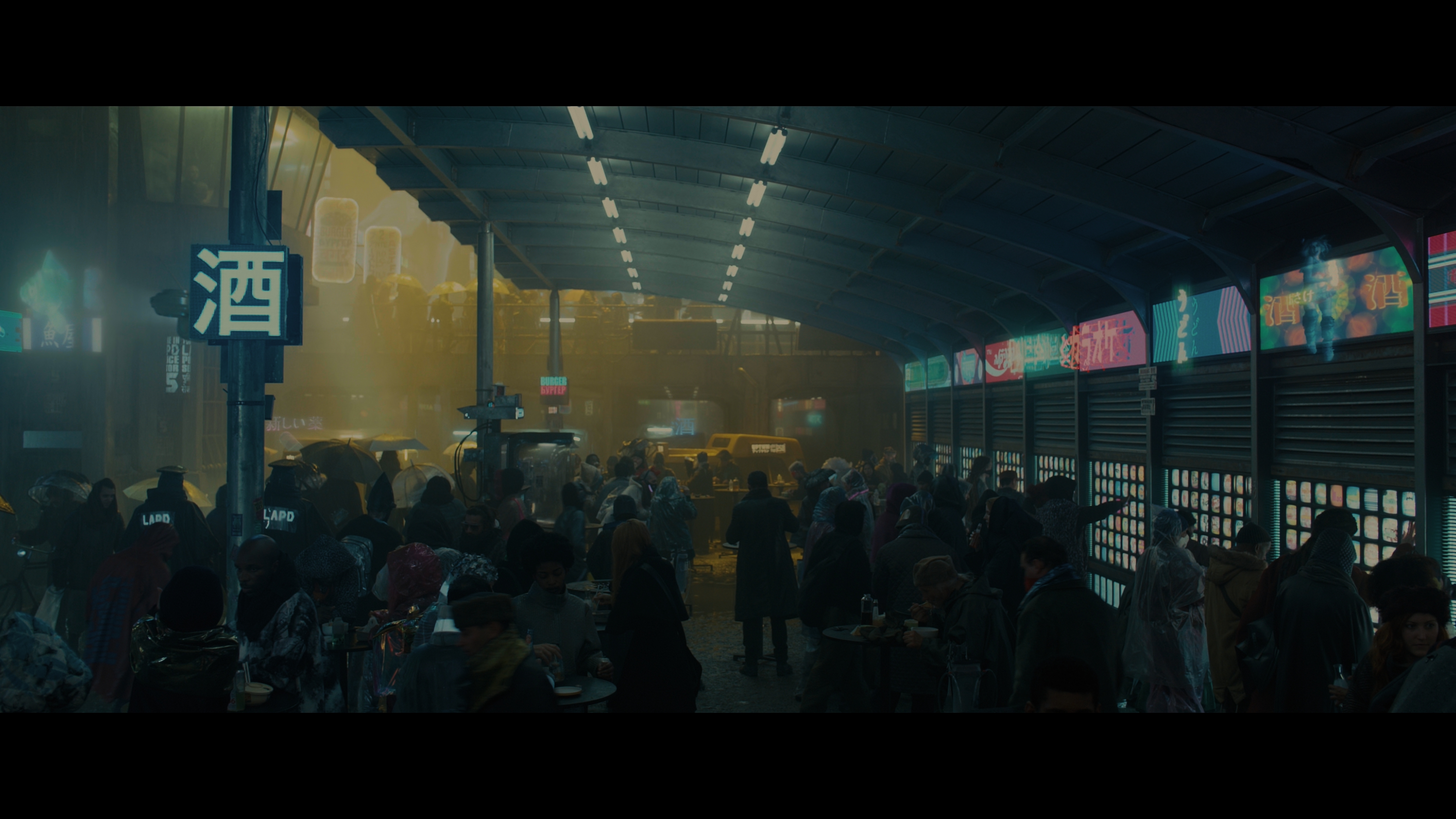 [银翼杀手2049].Blade.Runner.2049.2017.UHD.BluRay.2160p.HEVC.TrueHD.7.1-BHYS@CHDBits     87.03G-39.jpg