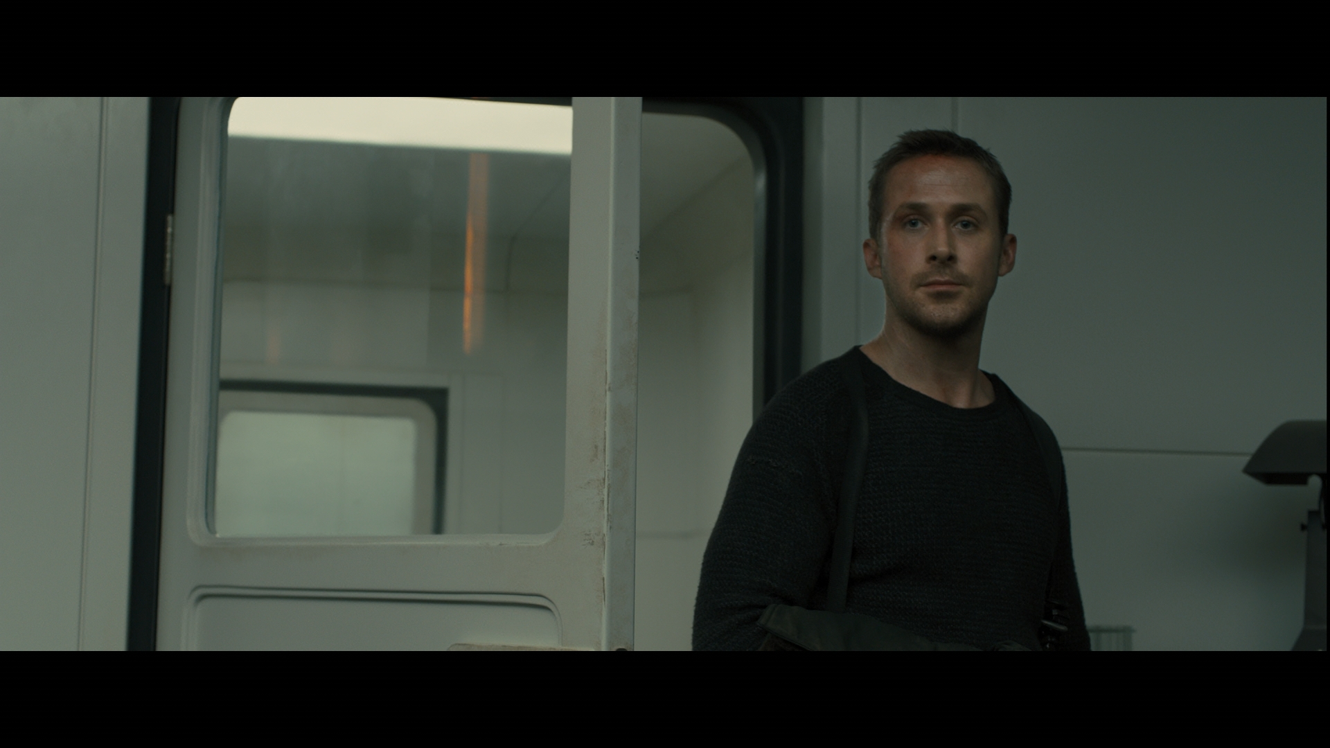 [银翼杀手2049].Blade.Runner.2049.2017.UHD.BluRay.2160p.HEVC.TrueHD.7.1-BHYS@CHDBits     87.03G-47.jpg