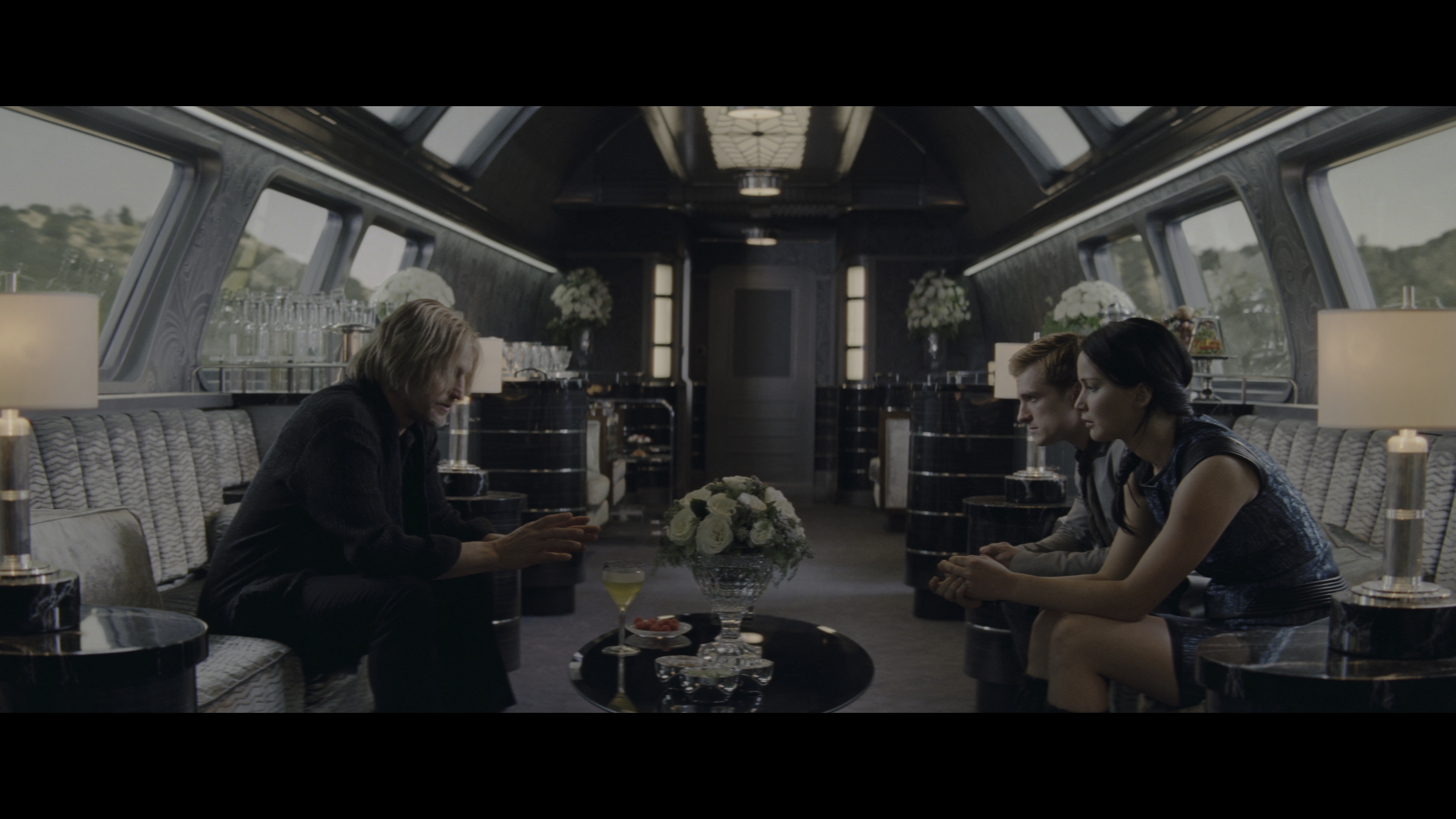 [饥饿游戏2].The.Hunger.Games.2013.UHD.BluRay.2160p.HEVC.TrueHD.7.1-sGnb@CHDBits  92.13G-6.jpg