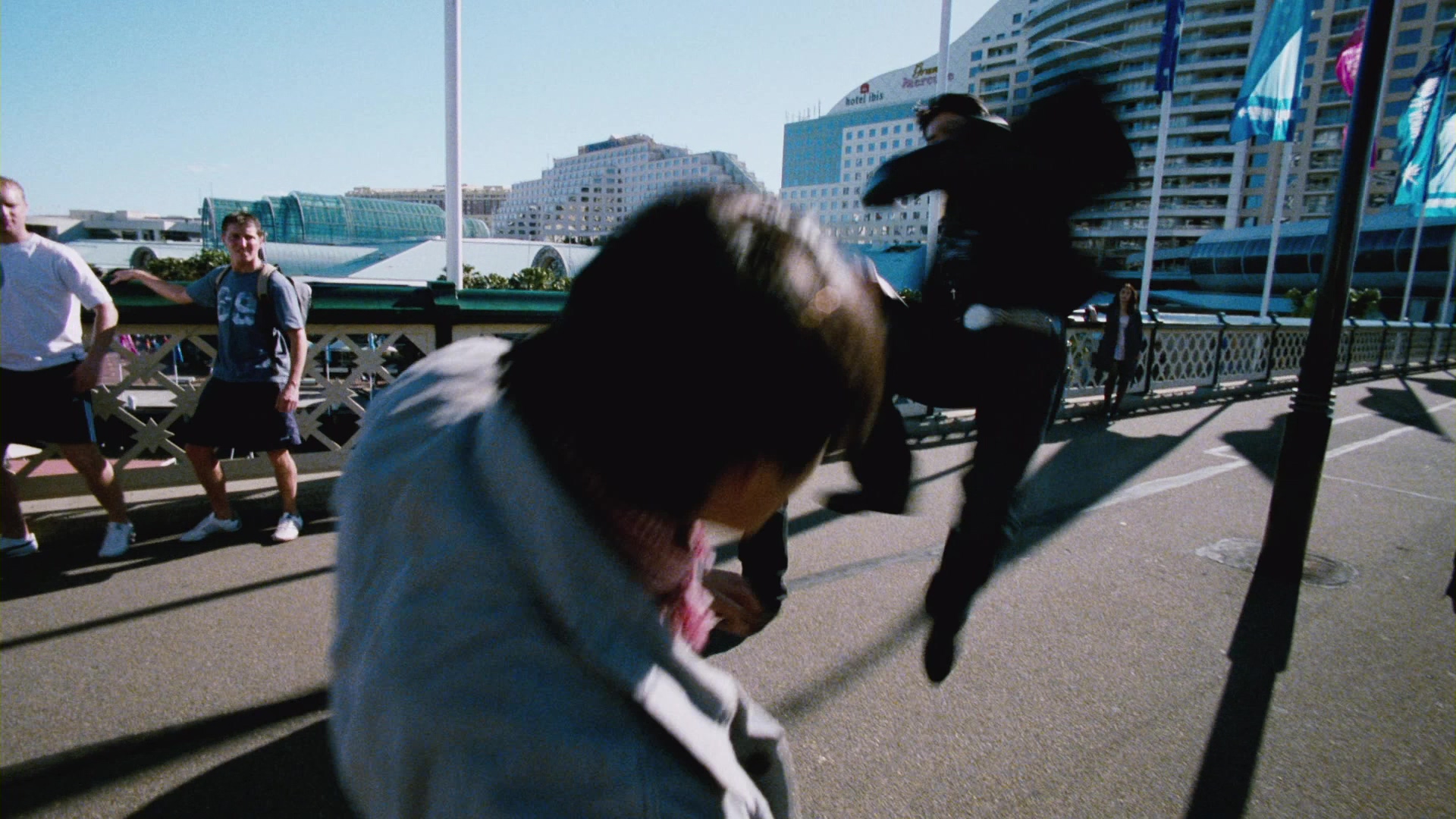 [冬荫功].The.Protector.2005.Ultimate.Edition.2in1.BluRay.1080p.AVC.DD.5.1-BluRG    31.86G-4.jpg