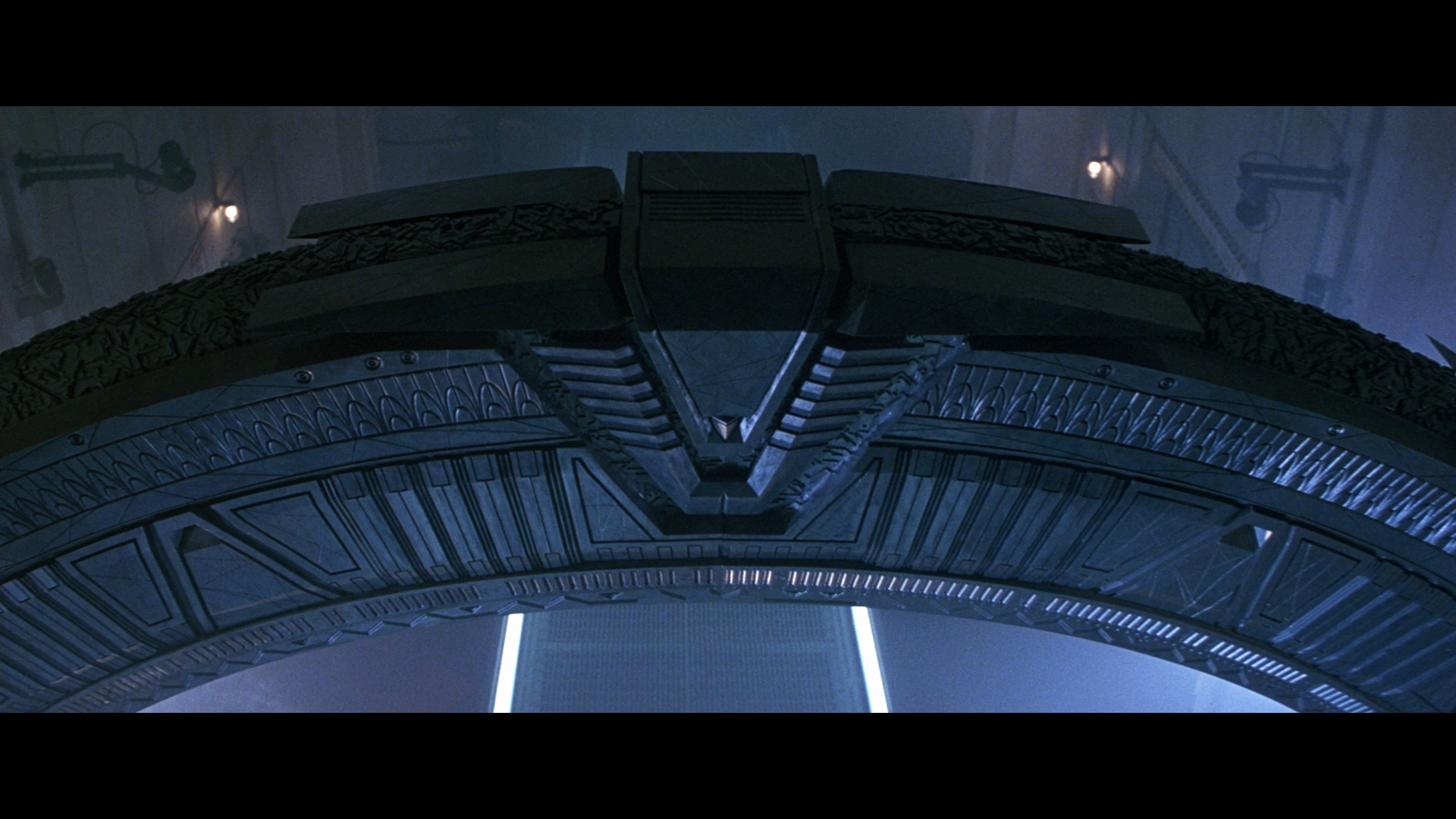 [星际之门].Stargate.1994.BluRay.1080p.AVC.DTS-HD.MA.7.1-shanshao@HDStar   40.74G6 q0 t' U5 o; `' F/  y% m-4.png