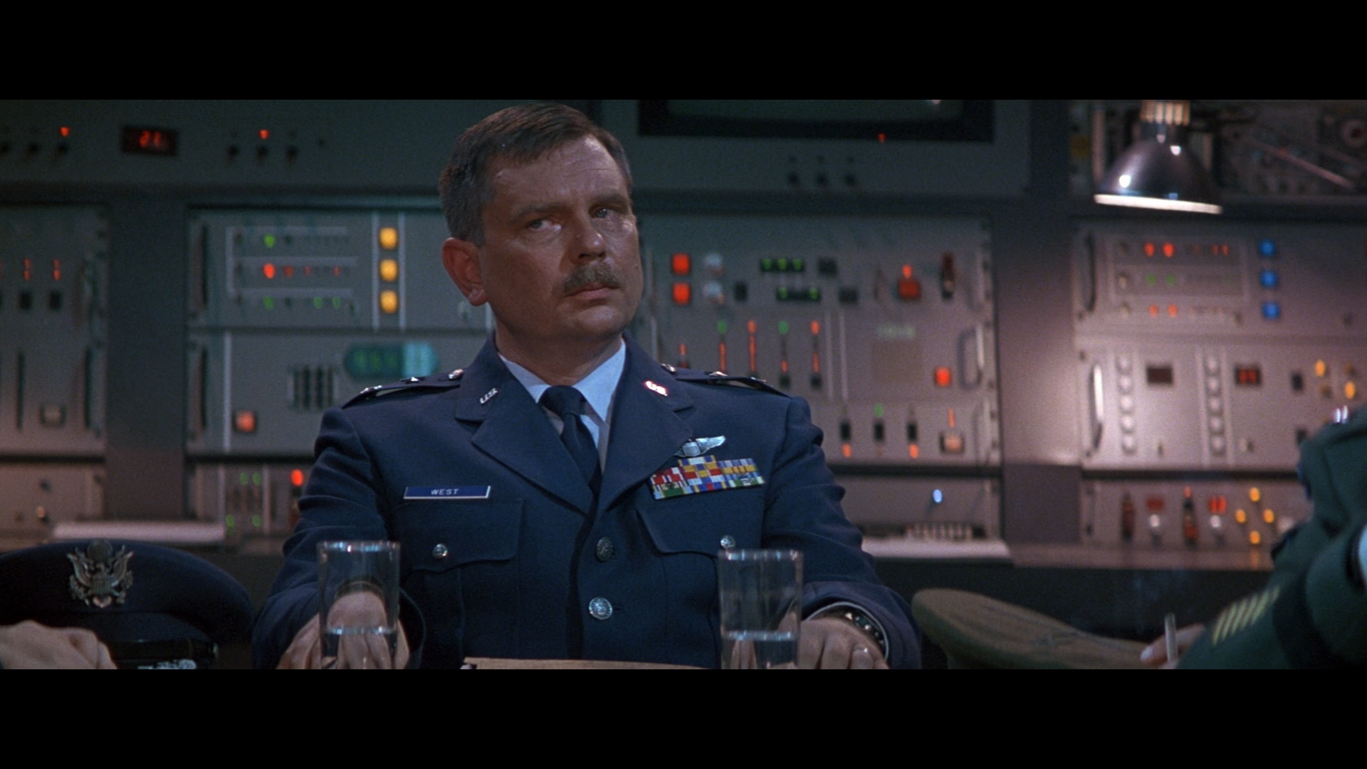 [星际之门].Stargate.1994.BluRay.1080p.AVC.DTS-HD.MA.7.1-shanshao@HDStar   40.74G6 q0 t' U5 o; `' F/  y% m-9.png