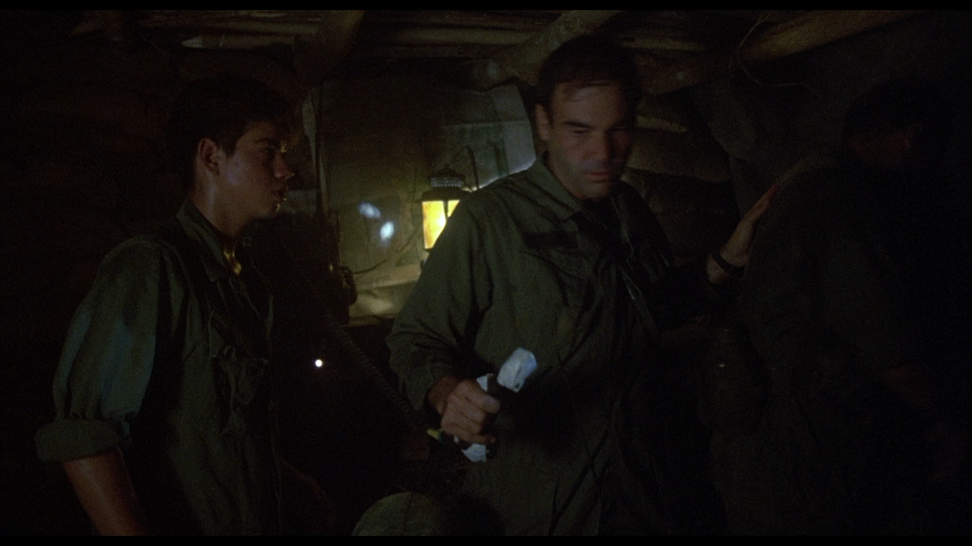 [野战排].Platoon.25th.Anniversary.Edition.1986.BluRay.1080p.AVC.DTS-HD-Guoren    38.46G" s8 N8 ~2 [7 H1 ]7 M7 f' ~  N" o-4.png