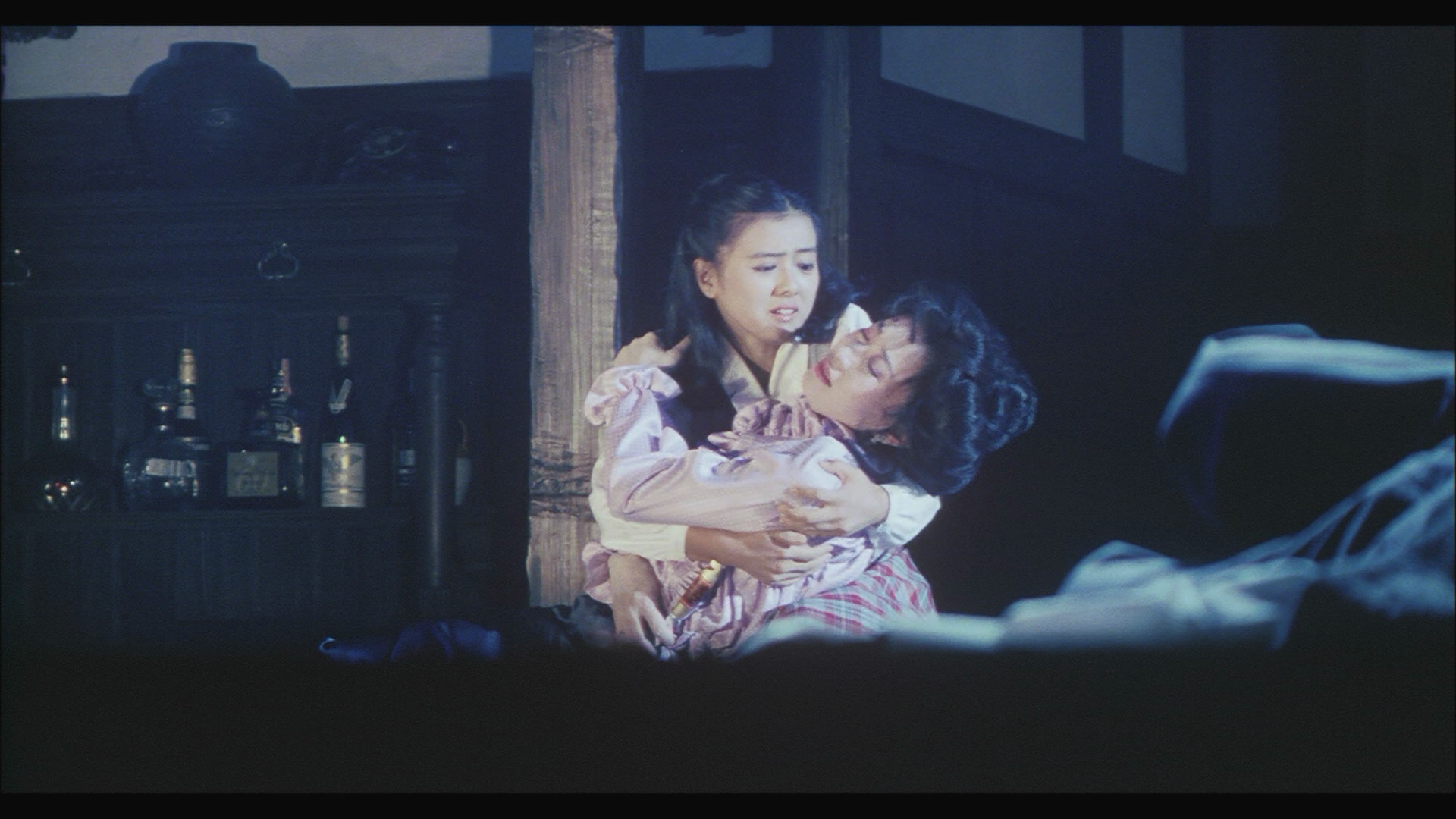 [W的悲剧].W's.Tragedy.1984.JPN.BluRay.1080p.AVC.LPCM.2.0-Anonymous    23.16G. v+ C3 p0 |6 i- U$ ^! t-8.png