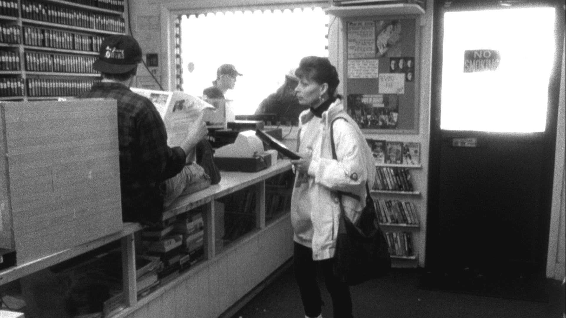 [疯狂店员].Clerks.1994.BluRay.1080p.AVC.DTS-HD.MA.5.1-LSF   41.82G-4.jpg