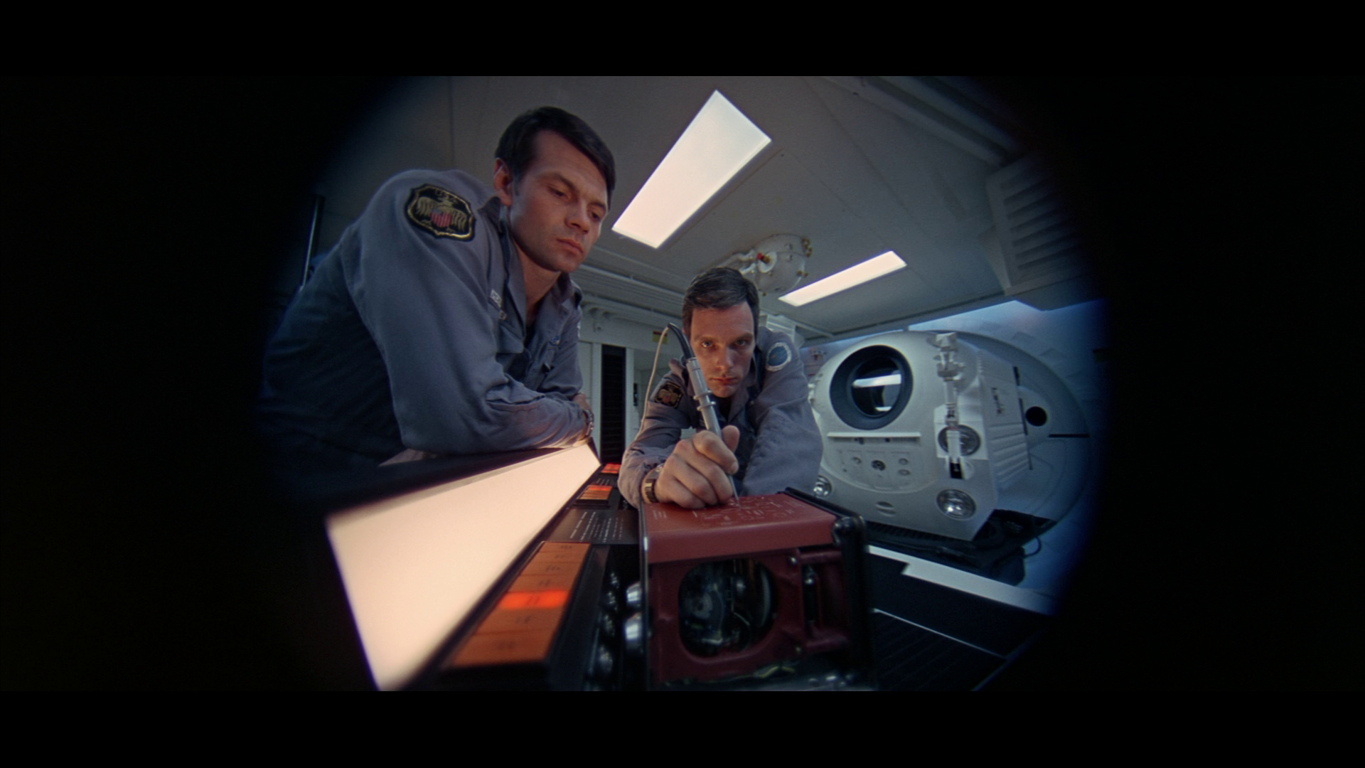 [2001太空漫游].2001.A.Space.Odyssey.1968.BluRay.1080p.VC-1.LPCM.5.1   34.86G-5.png