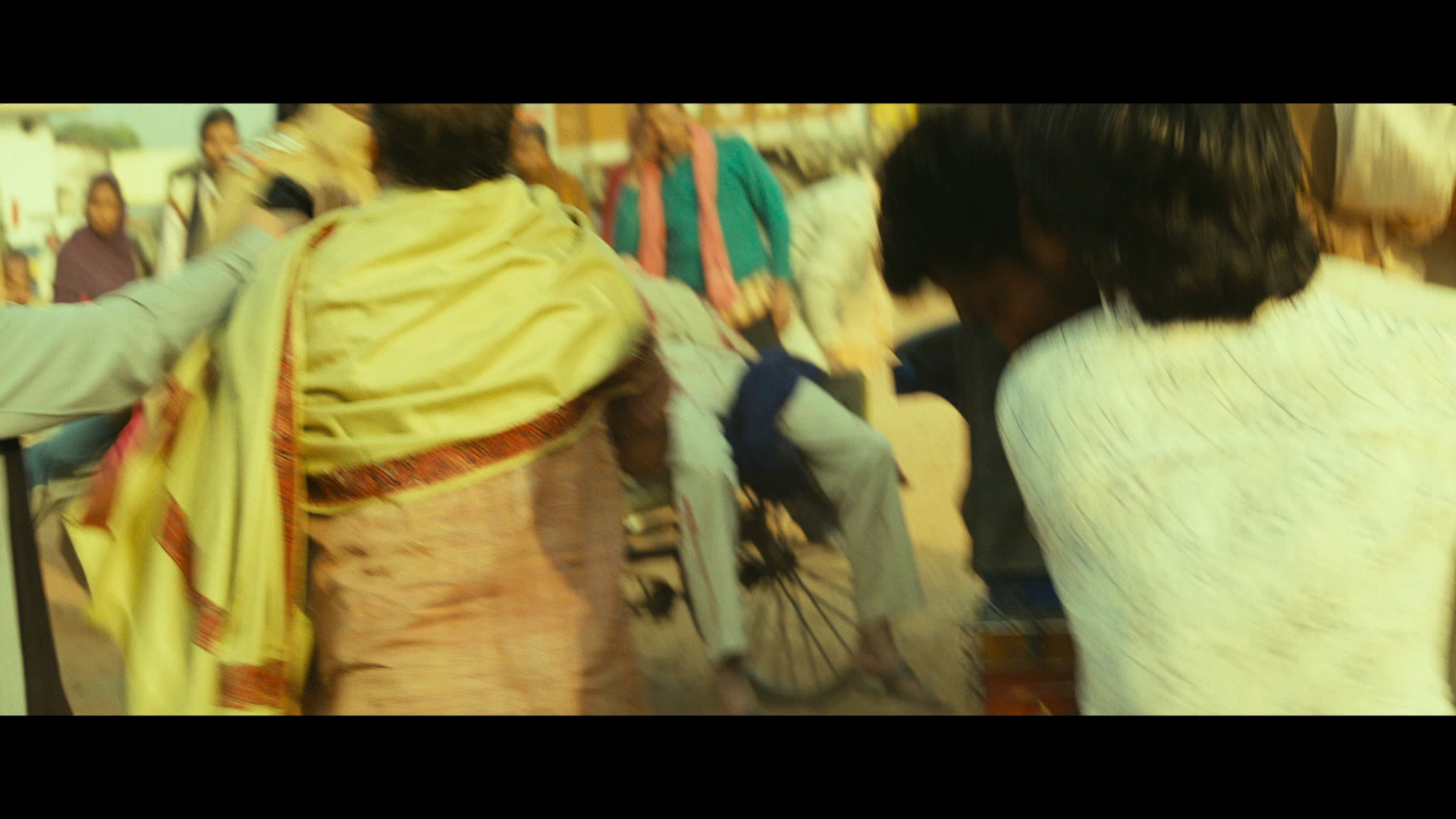 [瓦塞浦黑帮].Gangs.of.Wasseypur.2012.Part2.BluRay.1080p.AVC.DTS-HD.MA.5.1-DUS   43.28G-2.png