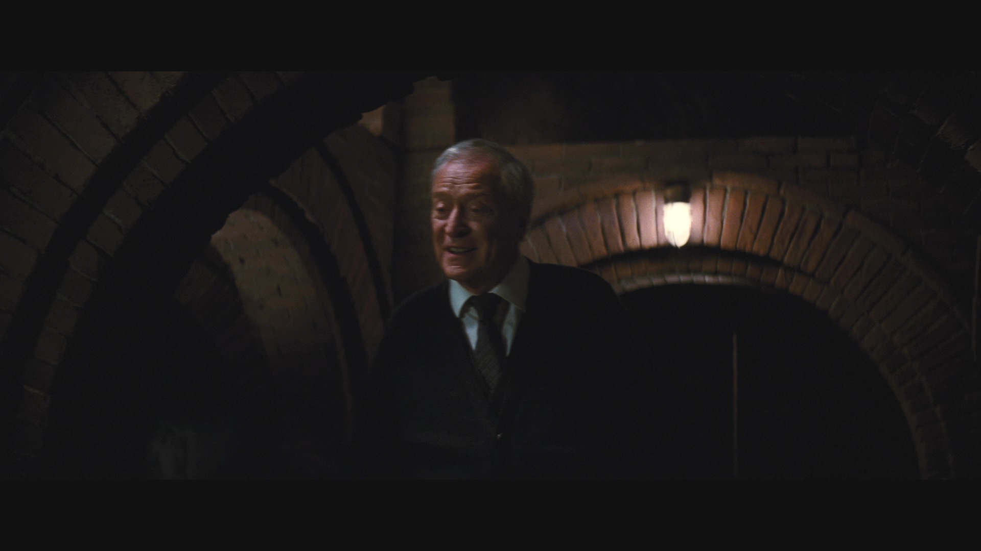 [蝙蝠侠前传3].The.Dark.Knight.Rises.2012.CEE.IMAX.BluRay.1080p.AVC.DTS-HD.MA.5.1-DIY    40.2G-13.jpg