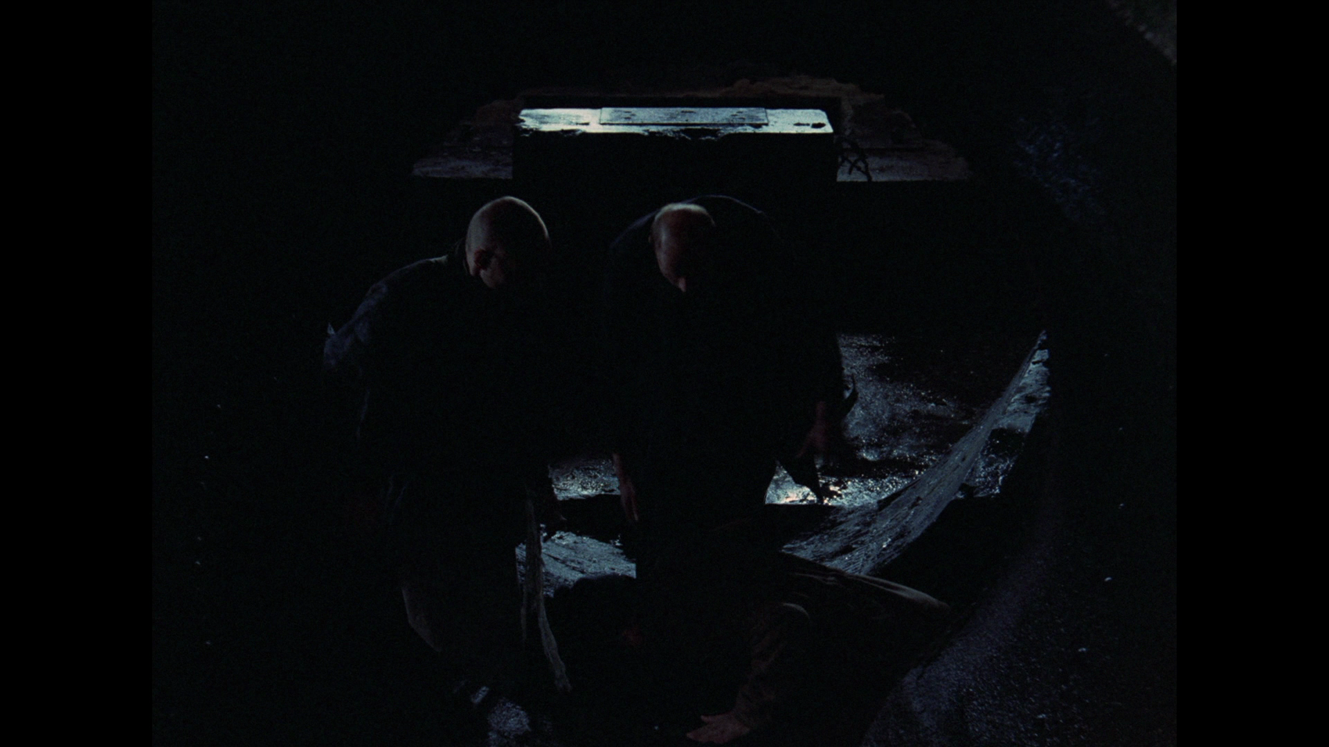 [潜行者].Stalker.1979.CC.USA.BluRay.1080p.AVC.LPCM.1.0-SUPERSiZE   45.73G% b% r0 d2 D7 ^$ X5 P* ^$ n3 @4 h-7.png