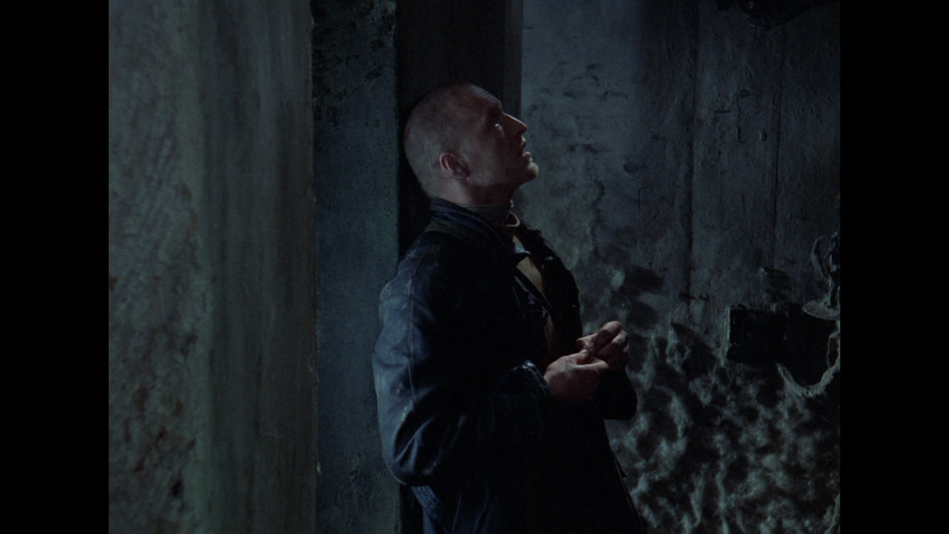 [潜行者].Stalker.1979.CC.USA.BluRay.1080p.AVC.LPCM.1.0-SUPERSiZE   45.73G% b% r0 d2 D7 ^$ X5 P* ^$ n3 @4 h-9.png