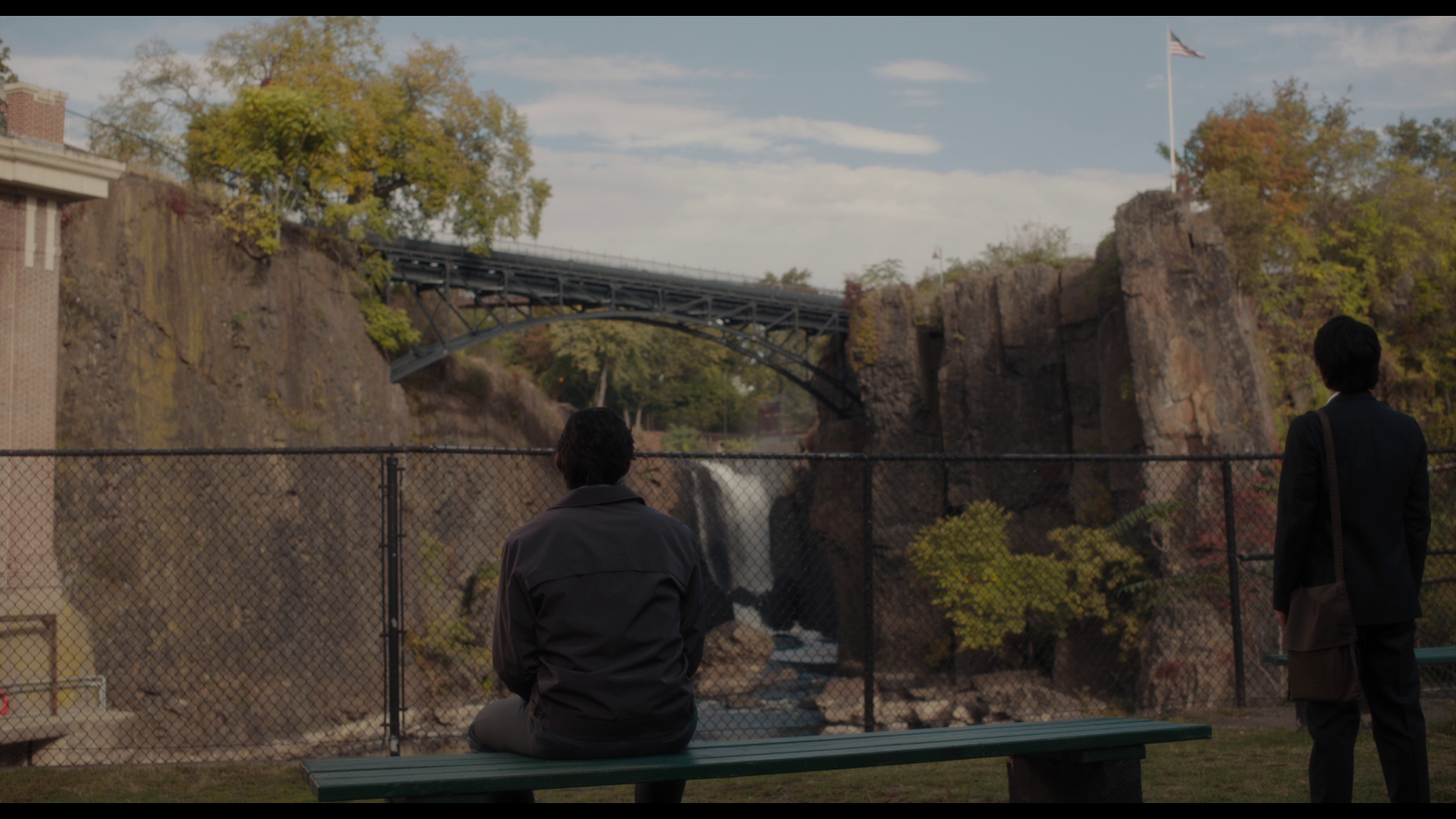 [帕特森].Paterson.2016.BluRay.1080p.AVC.DTS-HD.MA.5.1-ESiR   41.07G-16.png