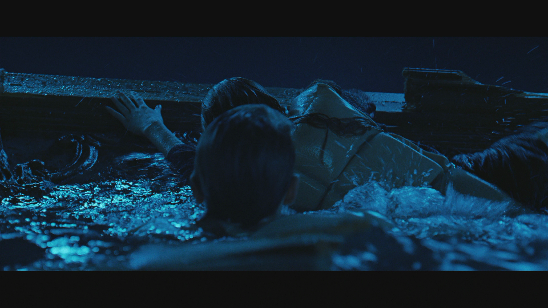 [泰坦尼克号].Titanic.1997.BluRay.1080p.AVC.DTS-HD.MA.5.1-DIY@HDStar   46.25G8 I( X" I# m5 Y, Q* V6 Y-13.png