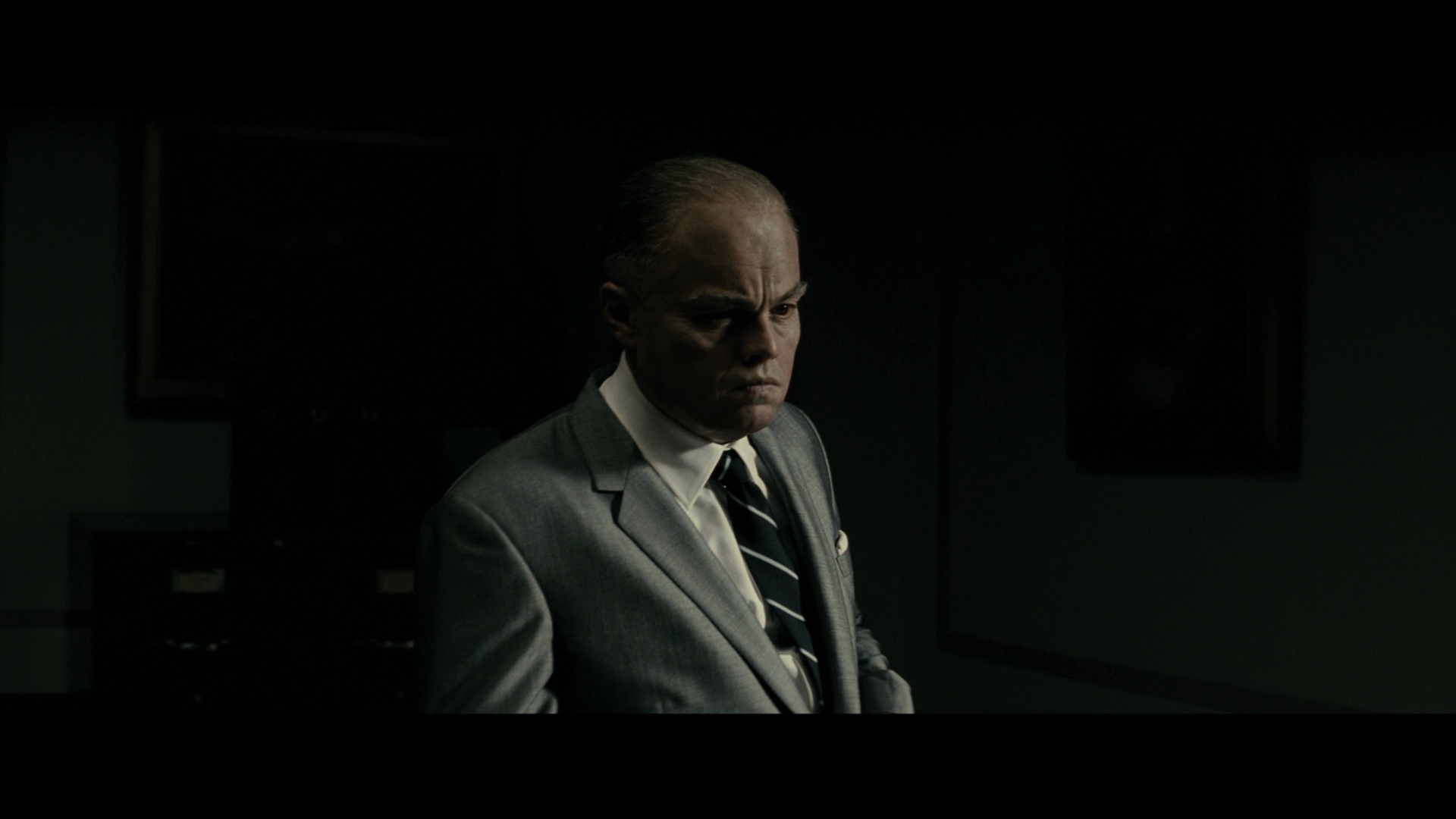 [胡佛].J.Edgar.2011.BluRay.1080p.AVC.DTS-HD.MA.5.1-DaNieL     34.69G& g; G7 U1 ~! }' X- ^& e5 Q-10.png