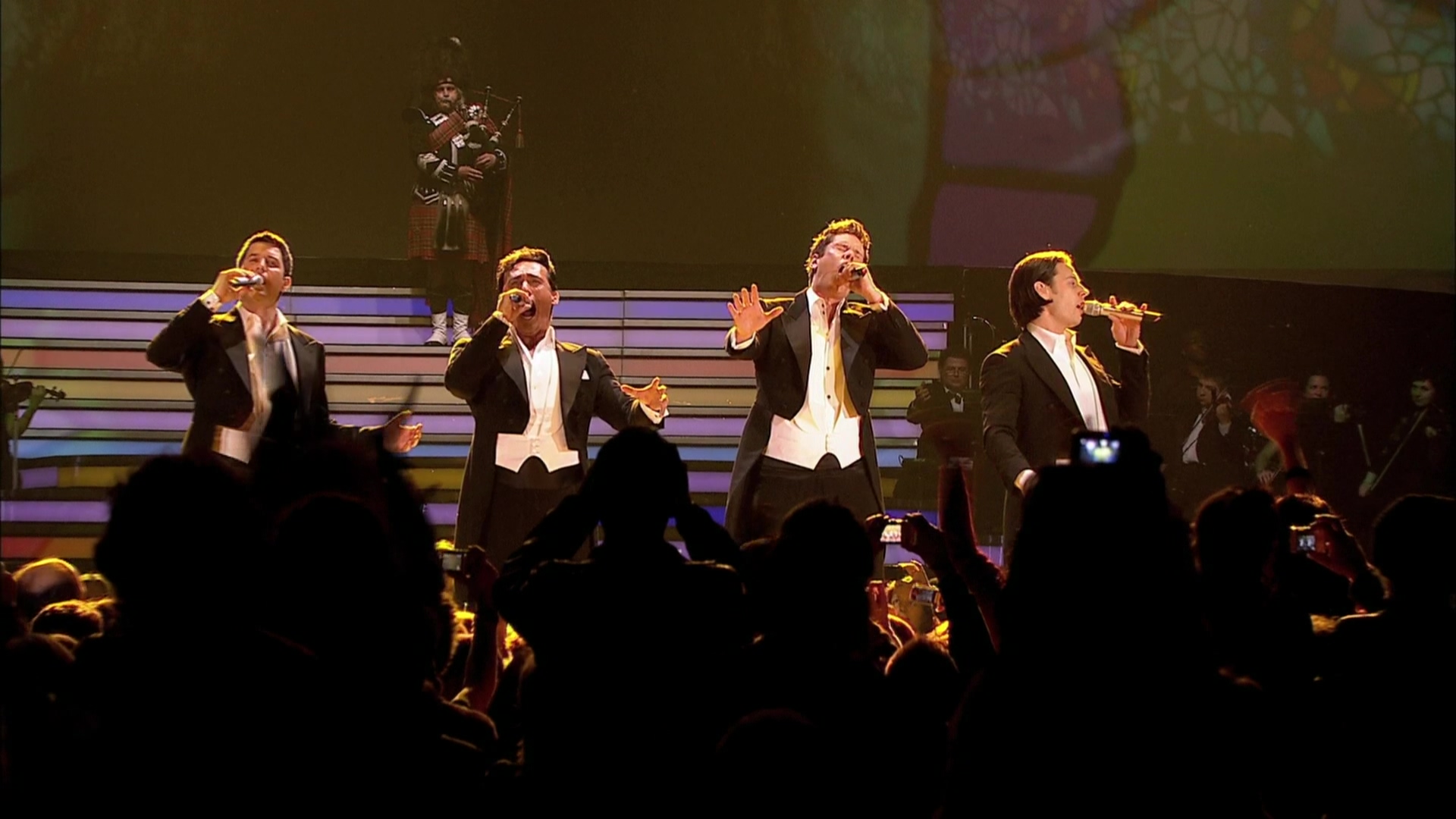 [IL Divo 2009巴塞罗那演唱会].An.Evening.with.il.Divo.Live.in.Barcelona.2009.BluRay.1080i.AVC.DTS-HD.MA.5.1-NoGroup   23.19G% f7 T: o. g) J7 R-13.jpg