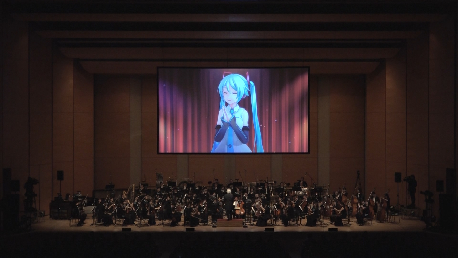 [初音未来交响乐].Hatsune.Miku.Symphony.2017.BluRay.1080i.AVC.LPCM.2.0-NoGroup   40.52G-2.jpg