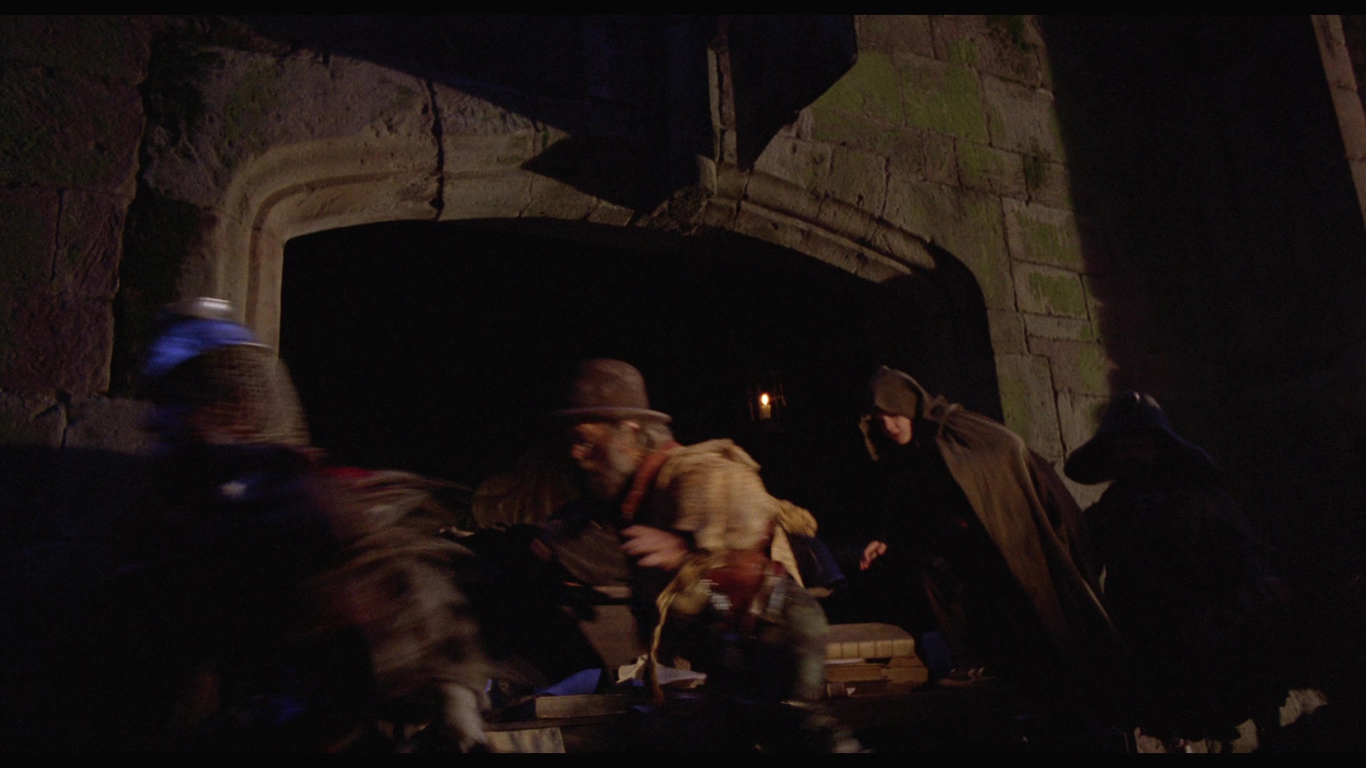 [时光大盗].Time.Bandits.1981.CC.BluRay.1080p.AVC.LPCM.2.0-NoGroup    44.3G+ g1 G( h. A: K0 g5 P1 E1 C-3.jpg