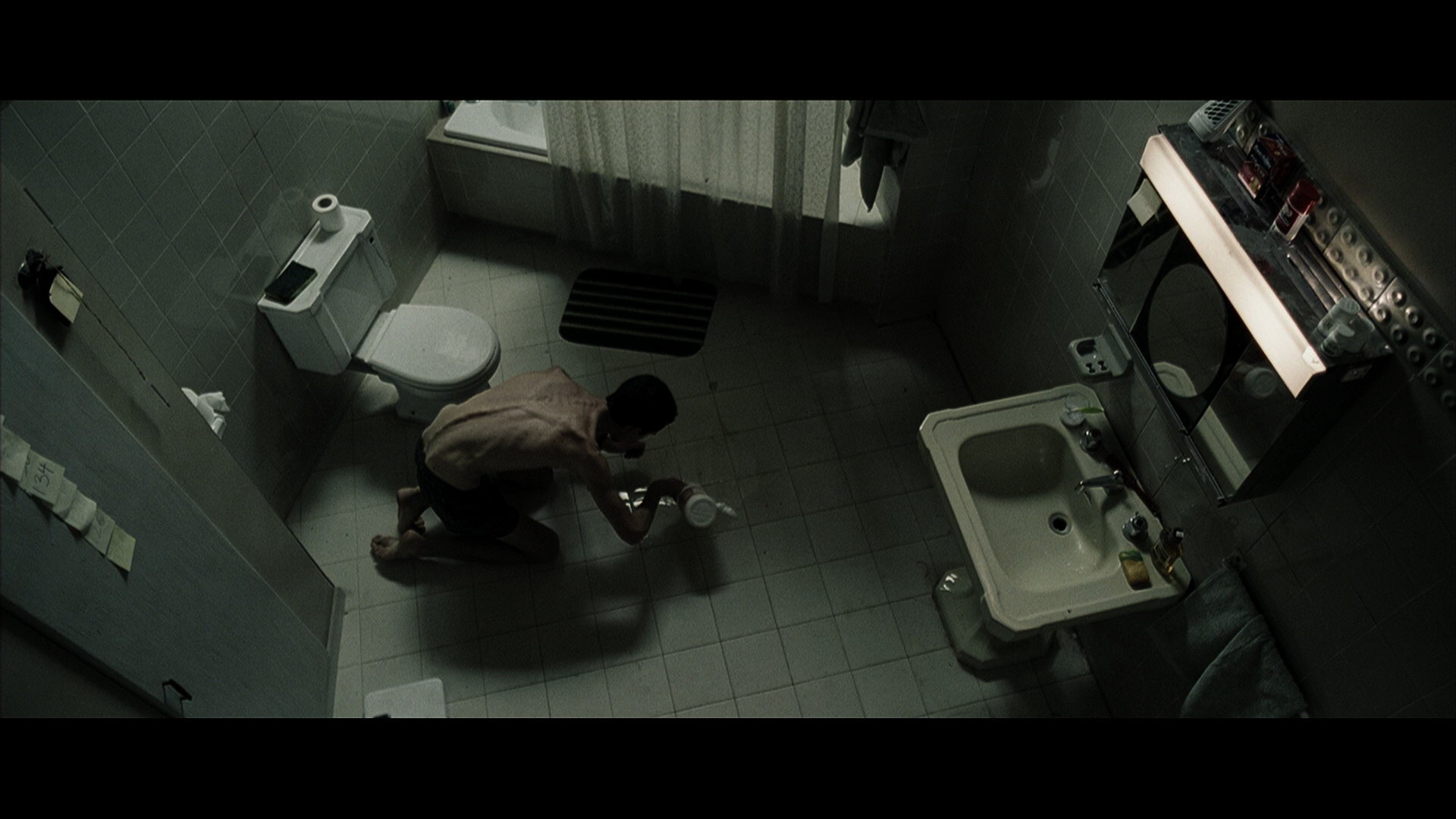 [机械师].The.Machinist.2004.BluRay.1080p.AVC.TrueHD.5.1-Drafts    39.05G-5.png