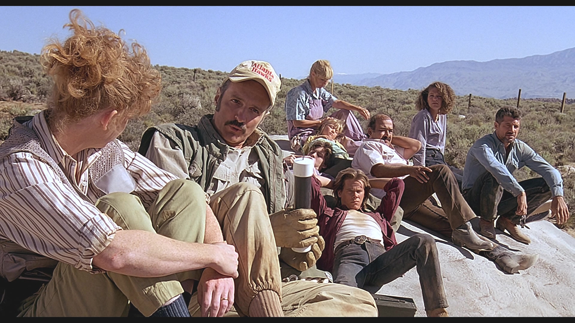 [异形魔怪].Tremors.1990.BluRay.1080p.AVC.DTS-HD.MA.5.1-NoGroup    34.01G+ }" L9 x' `- c& m/ P-13.jpg