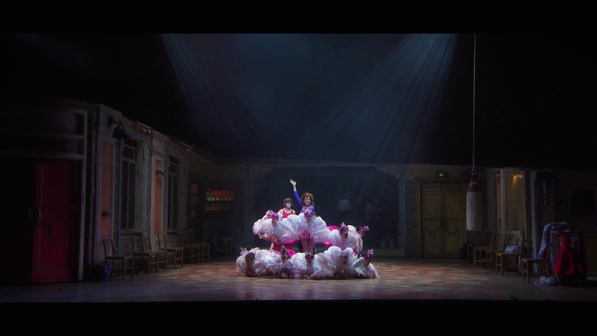 [跳出我天地音乐剧].Billy.Elliot.the.Musical.Live.2014.BluRay.1080p.AVC.DTS-HD.MA.5.1-TRUEDEF    42.33G8 s. ]8 A# p. W  z+ m, E-10.png