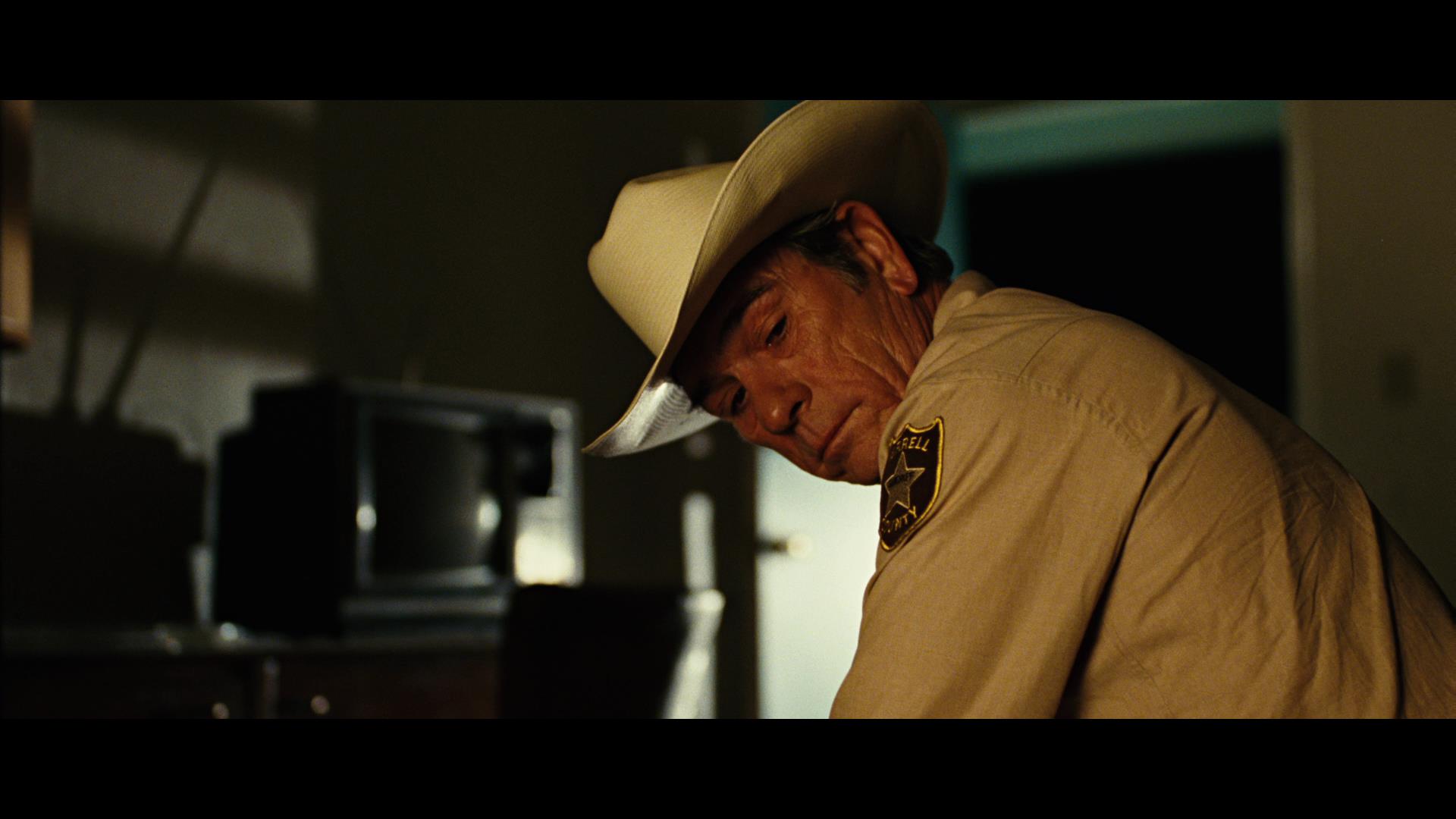 [老无所依].No.Country.for.Old.Men.2007.CEE.BluRay.1080p.AVC.LPCM.5.1-EiMi    32.79G4 G4 W& s# J, t( T7 h% z-7.jpg