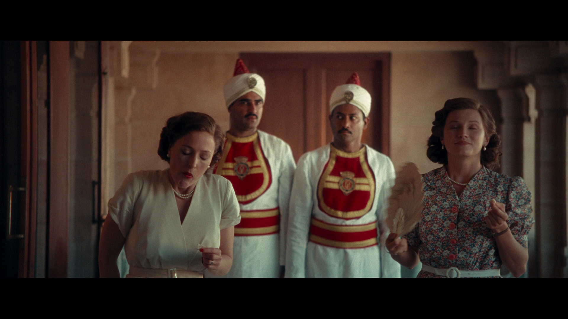 [总督之屋].Viceroy's.House.2017.BluRay.1080p.AVC.DTS-HD.MA.5.1-Blackbird    38.18G-10.png