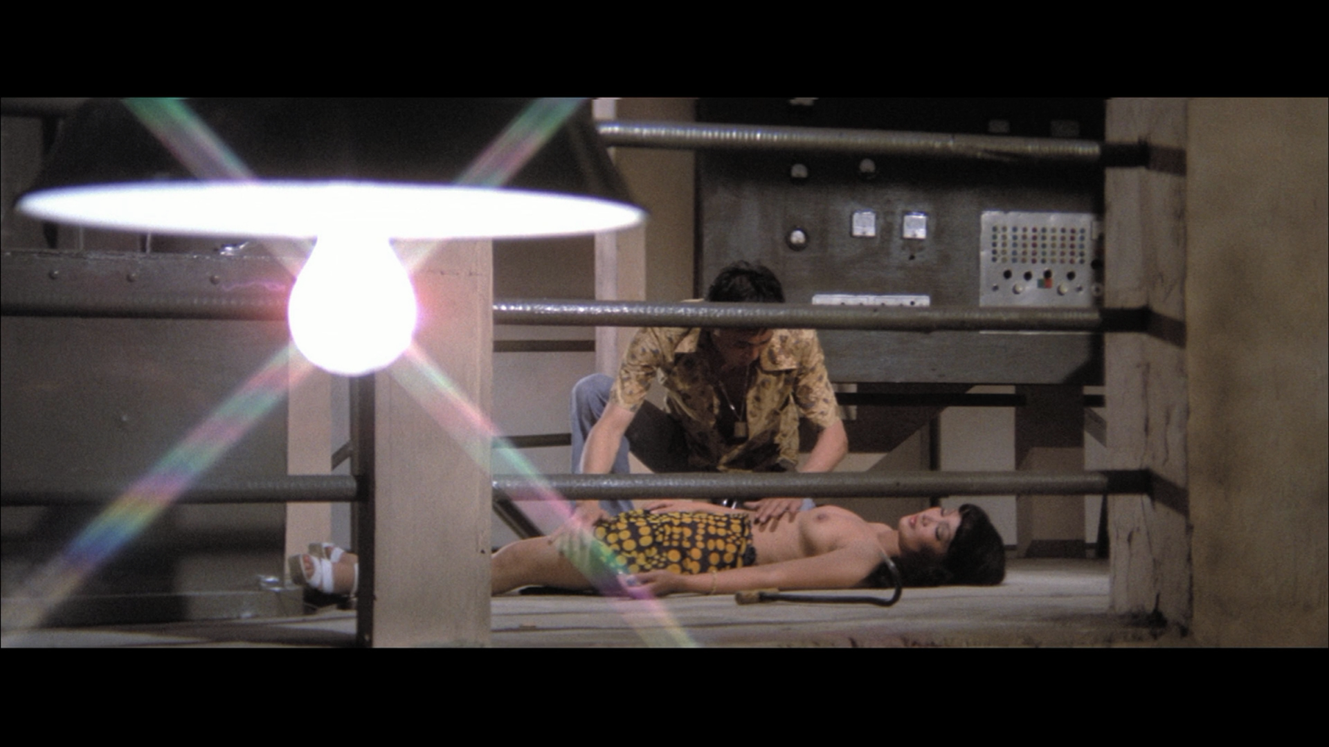 [油鬼子].The.Oily.Maniac.1976.GBR.BluRay.1080p.AVC.LPCM.2.0-TAiCHi    21.32G9 }- m$ J" l3 X& b- L-10.png