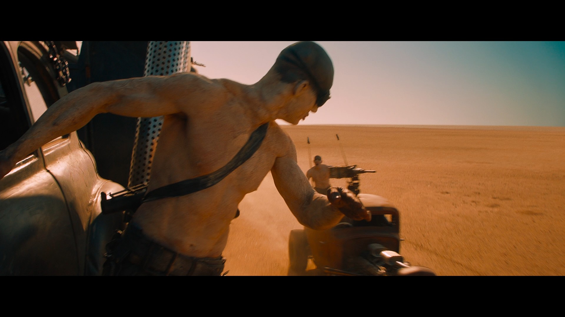 [疯狂的麦克斯4].Mad.Max.Fury.Road.2015.BluRay.1080p.AVC.TrueHD.7.1-DIY@HDU    40.64G8 {8 r0 H% t" d-15.jpg