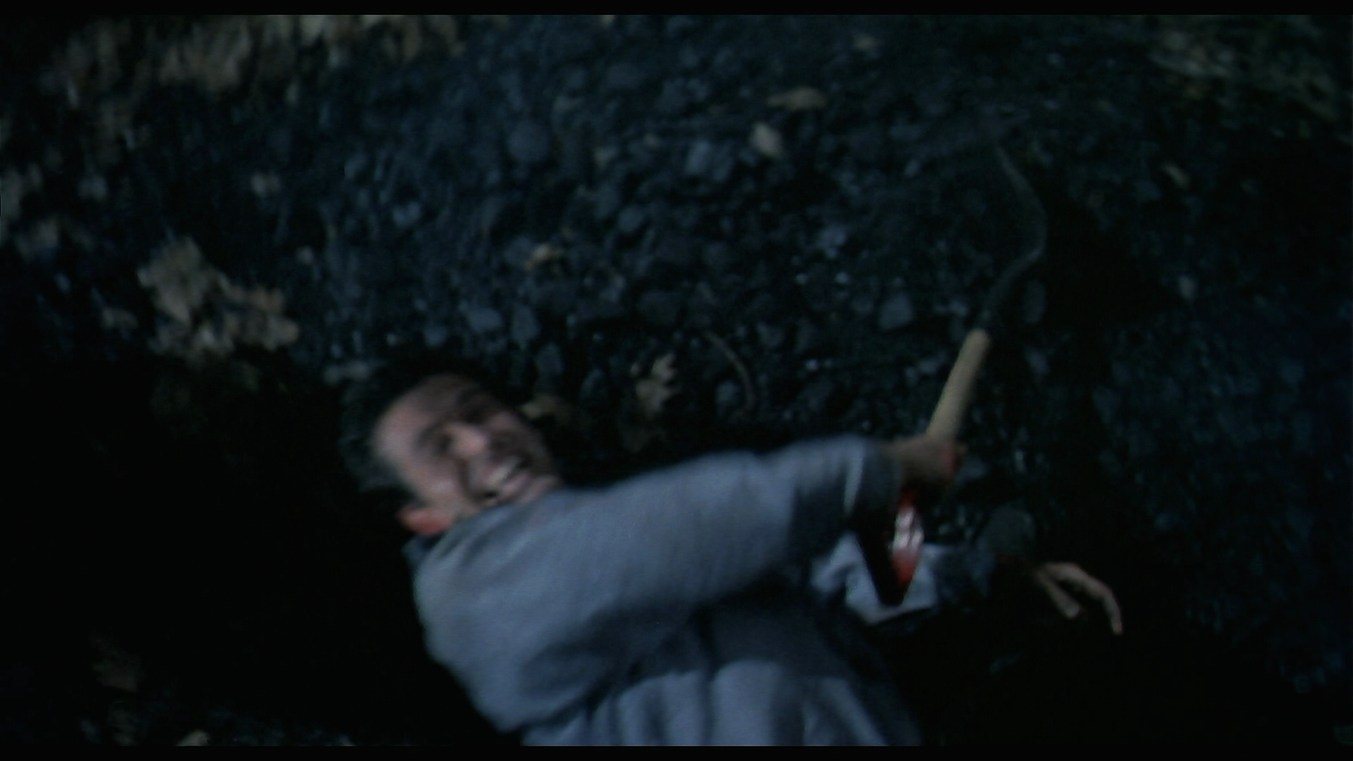 [鬼玩人2].Evil.Dead.II.1987.GER.BluRay.1080p.AVC.DTS-HD.MA.5.1-OLDHAM    27.37G-3.png