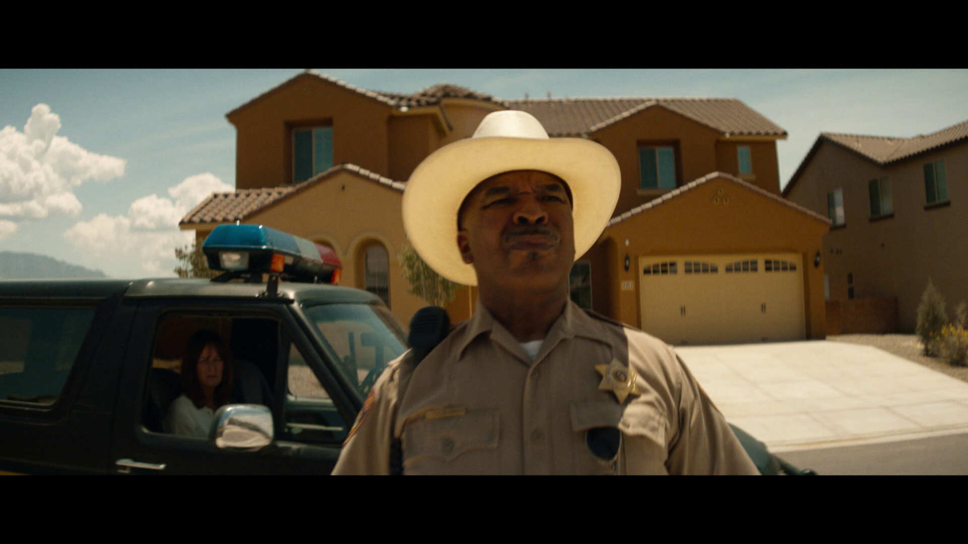 [亚利桑那].Arizona.2018.BluRay.1080p.AVC.DTS-HD.MA.5.1-LAZERS    19.7G-12.png