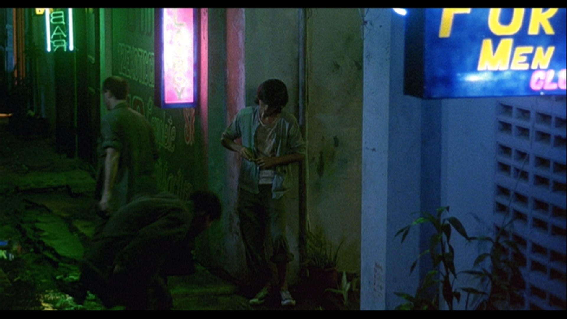 [喋血街头].Bullet.in.the.Head.1990.BluRay.1080p.AVC.TrueHD.7.1-wangzuxian@GZtown    22.12G-11.jpg