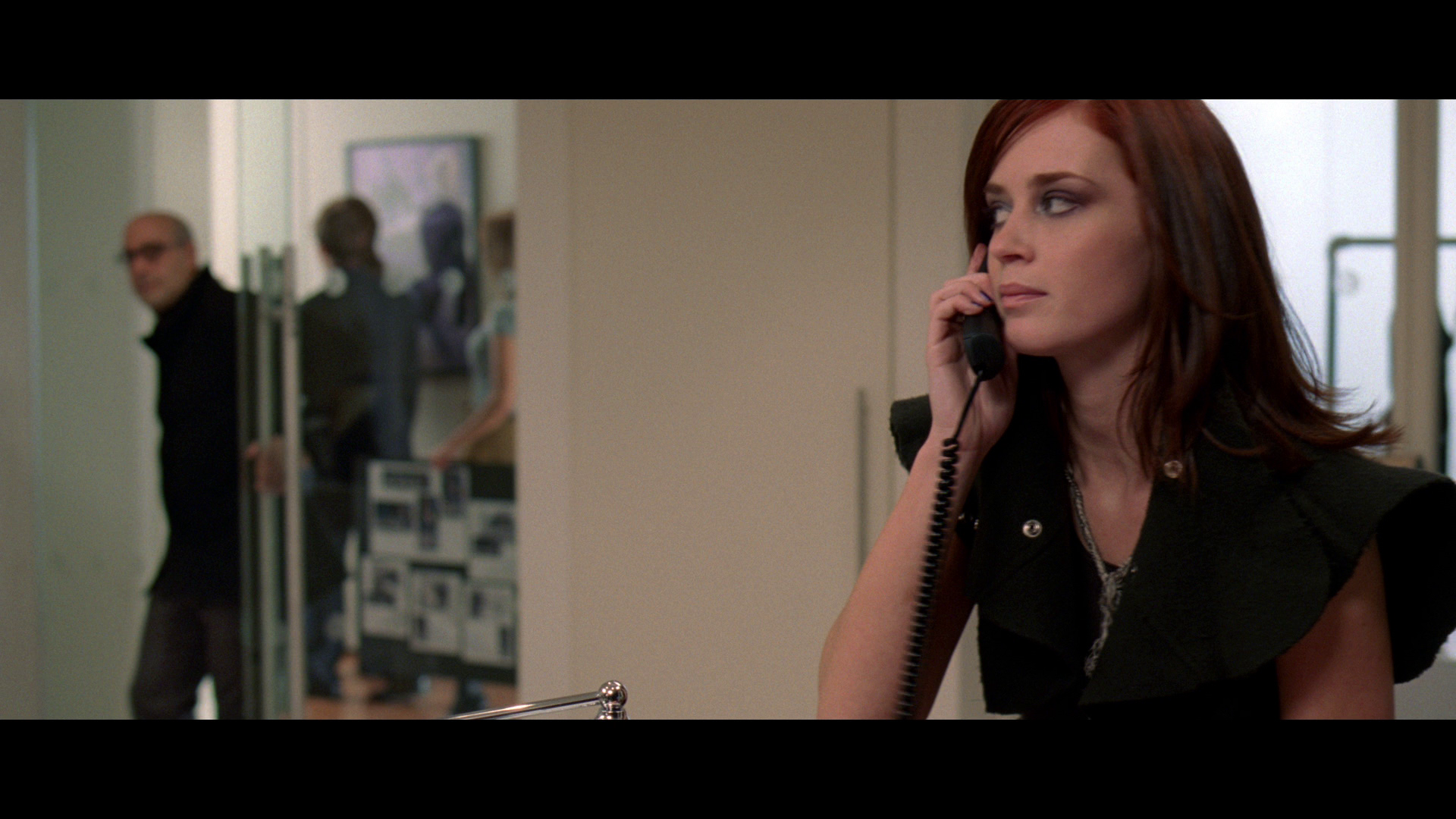 [穿普拉达的女王].The.Devil.Wears.Prada.2006.BluRay.1080p.AVC.DTS-HD.MA.5.1-NoGroup     34.44G: I3 H! j. w2 y# C, |7 O-8.png