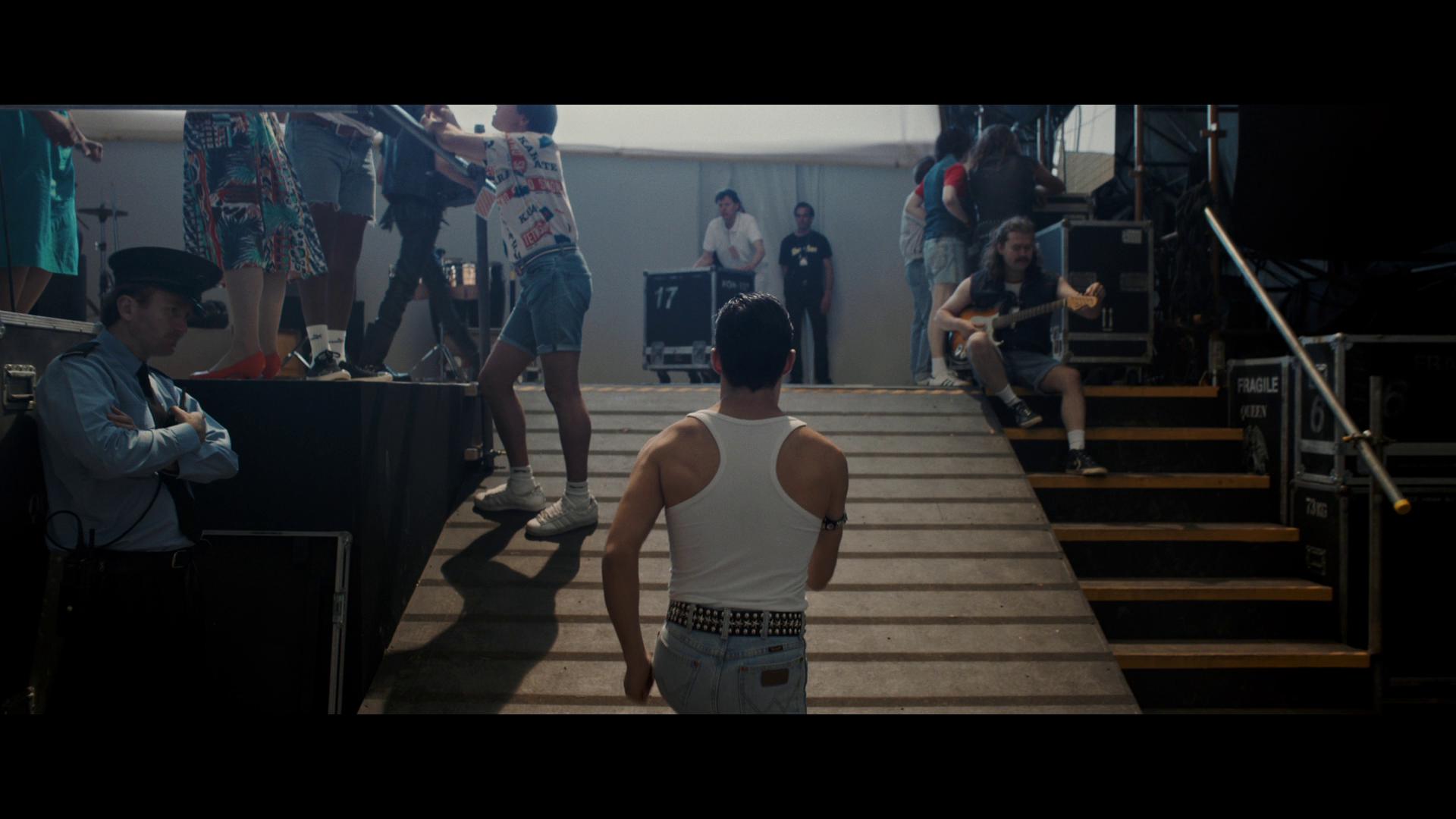 [波西米亚狂想曲].Bohemian.Rhapsody.2018.CEE.BluRay.1080p.AVC.DTS.HD-MA.7.1-SadeceBluRay    44.37G. d* k& J& l* A/ `-18.png