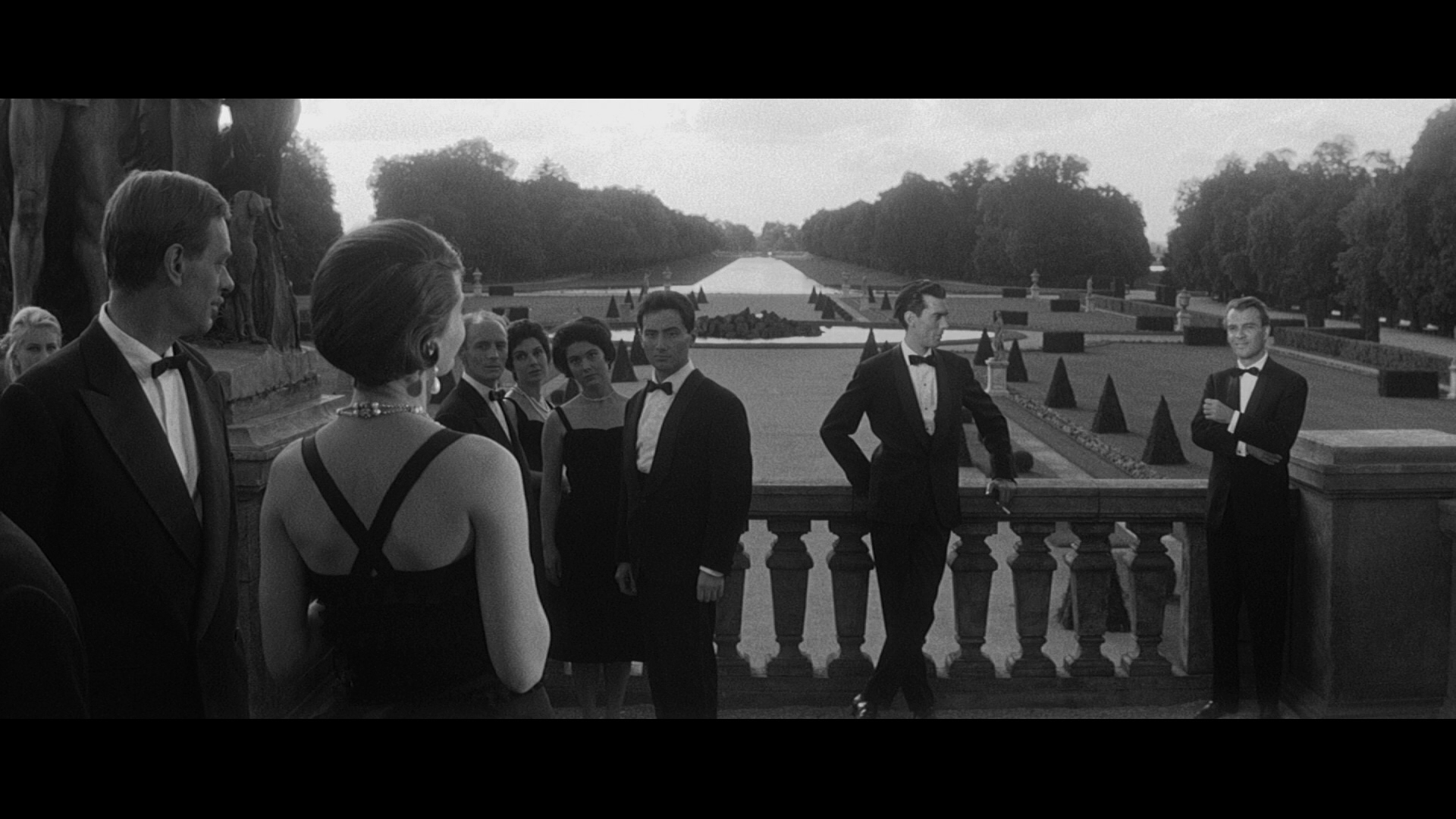 [去年在马里昂巴德].Last.Year.at.Marienbad.1961.Remastered.GBR.BluRay.1080p.AVC.DTS-HD.MA.2.0-kyRLS    38.96G-13.png