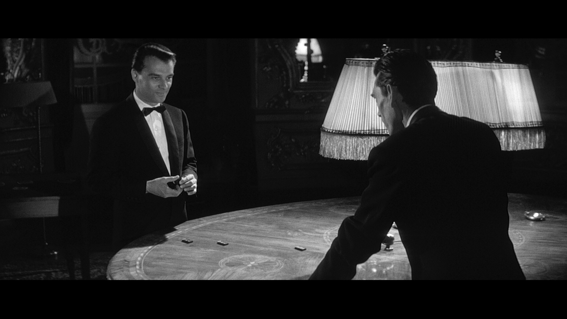 [去年在马里昂巴德].Last.Year.at.Marienbad.1961.Remastered.GBR.BluRay.1080p.AVC.DTS-HD.MA.2.0-kyRLS    38.96G-17.png