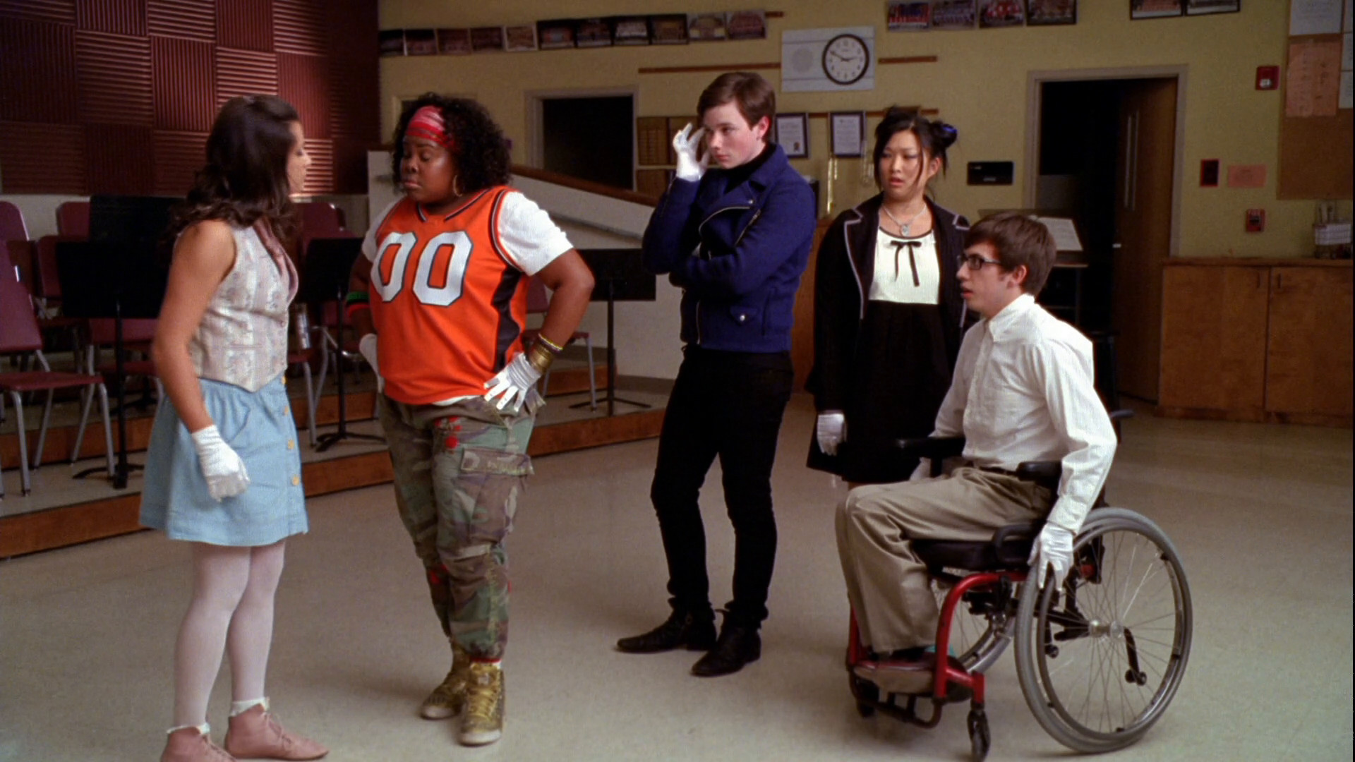 [欢乐合唱团].Glee.S01D01.2009.BluRay.1080p.AVC.DTS-HD.MA.5.1-NoGroup    43.76G  b$ J+ w; c, \! m-6.jpg